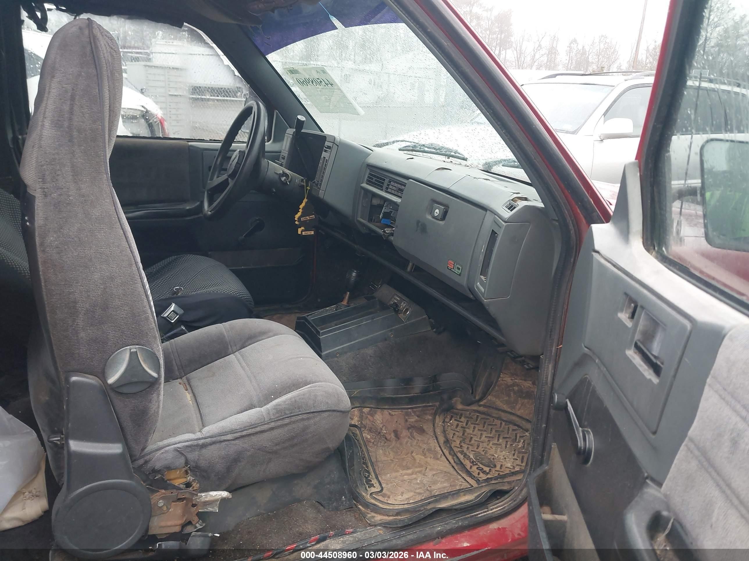 1993 Chevrolet S Truck S10 Red vin: 1GCCT19Z5P0120253