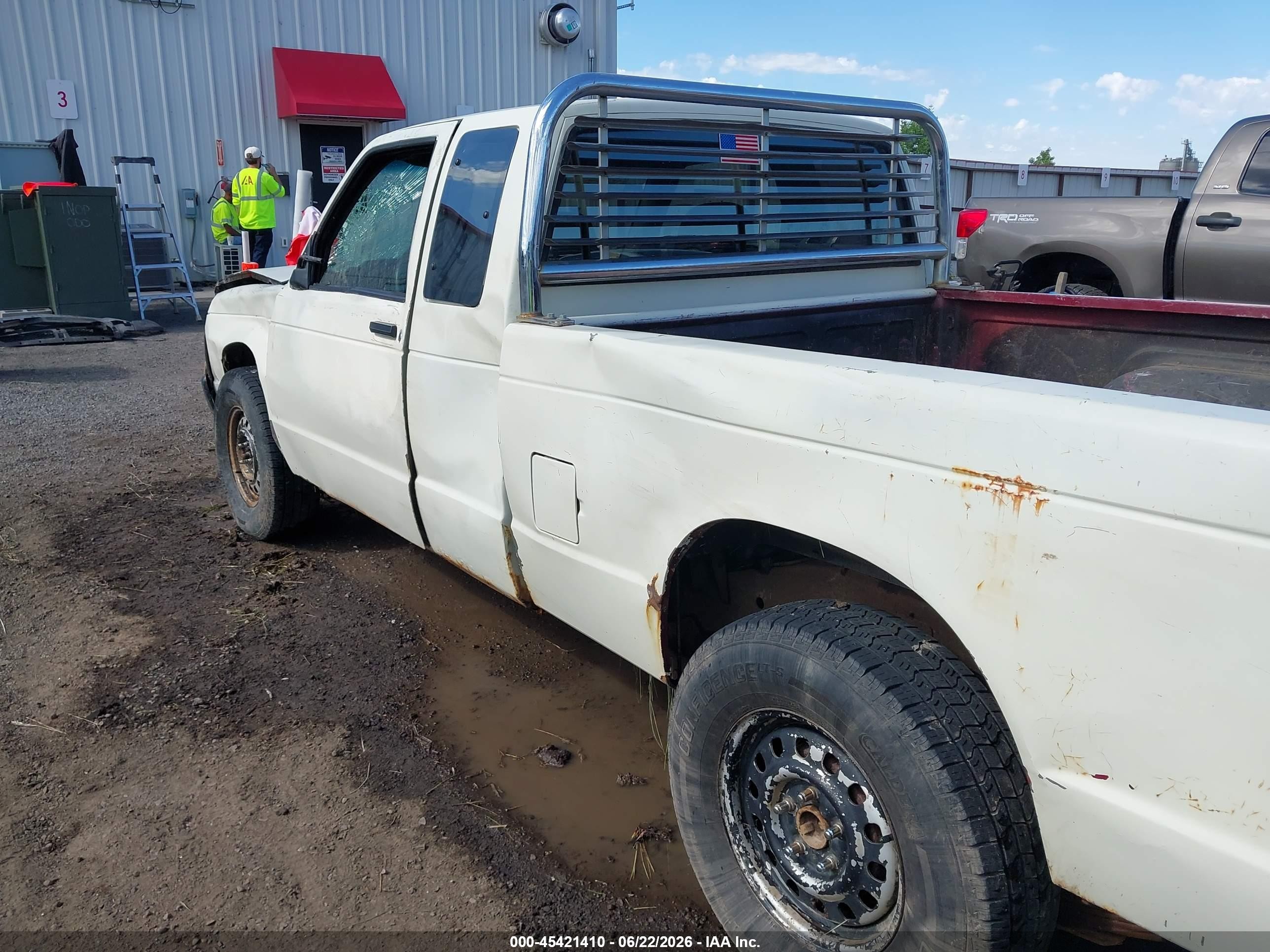 1993 Chevrolet S Truck S10 White vin: 1GCCT19Z9P0123091