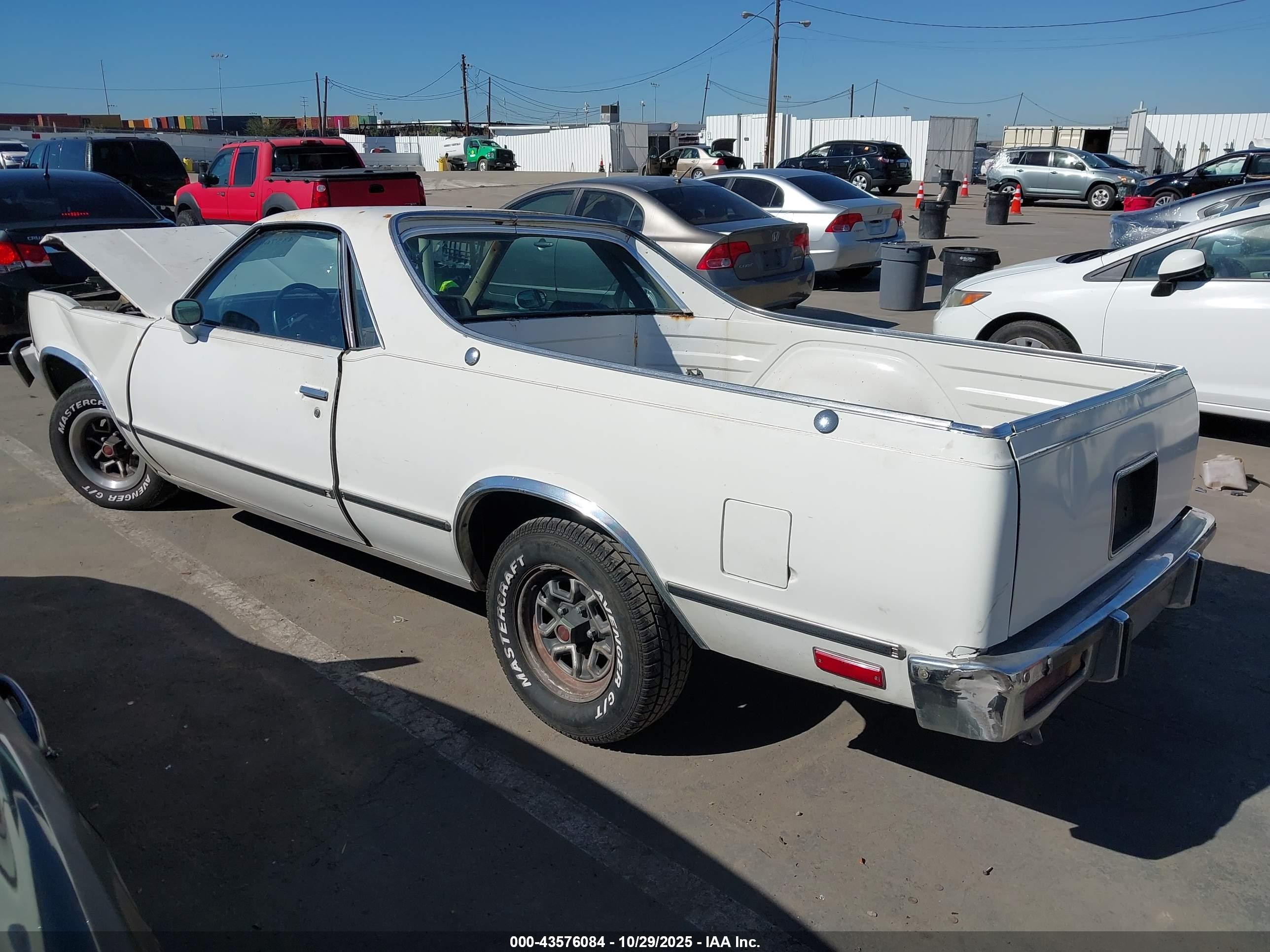 1982 Chevrolet El Camino   White vin: 1GCCW80H0CR170469