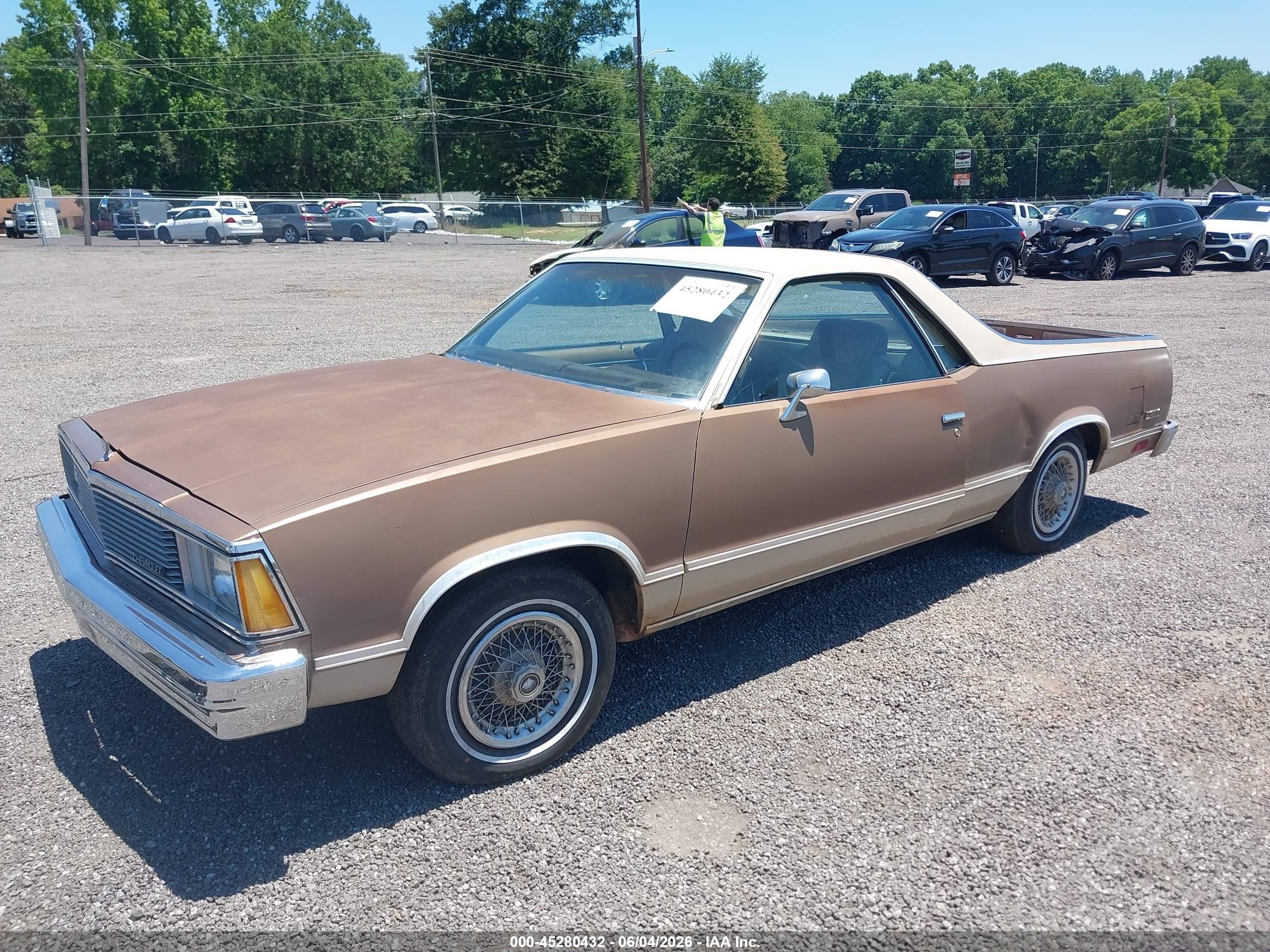 1981 Chevrolet El Camino   Brown vin: 1GCCW80KXBD485383