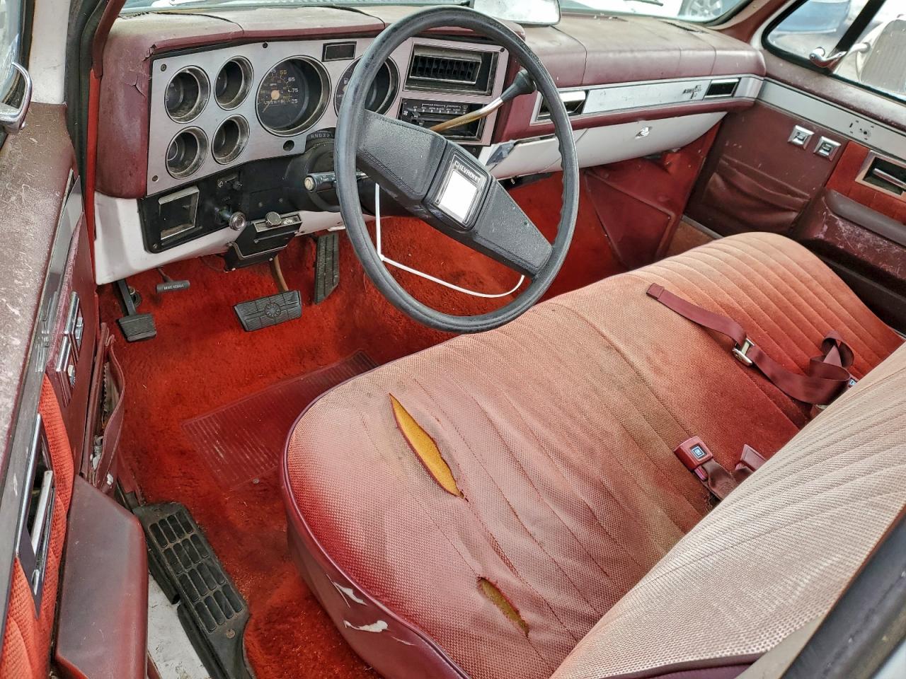 1982 Chevrolet C10 Two Tone vin: 1GCDC14CXCS109805