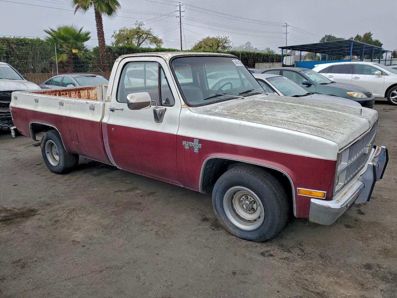 1982 Chevrolet C10 Two Tone vin: 1GCDC14CXCS109805