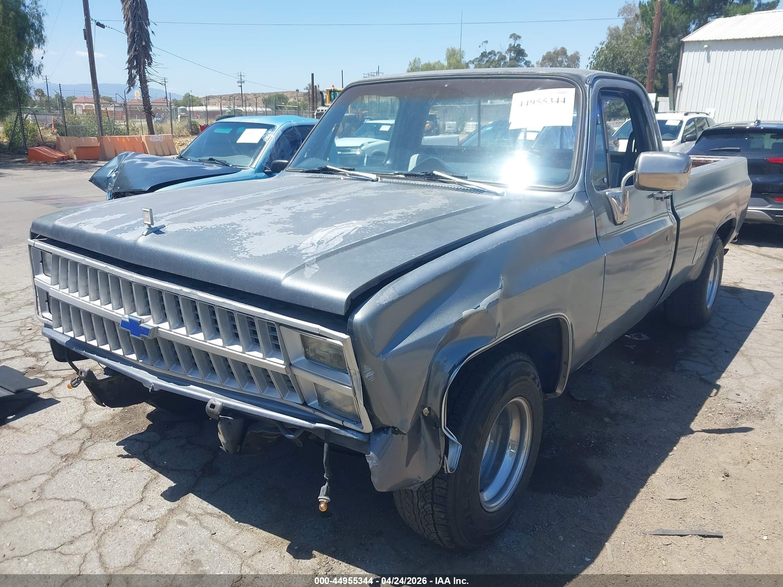 1982 Chevrolet C10   Silver vin: 1GCDC14F1CS109279