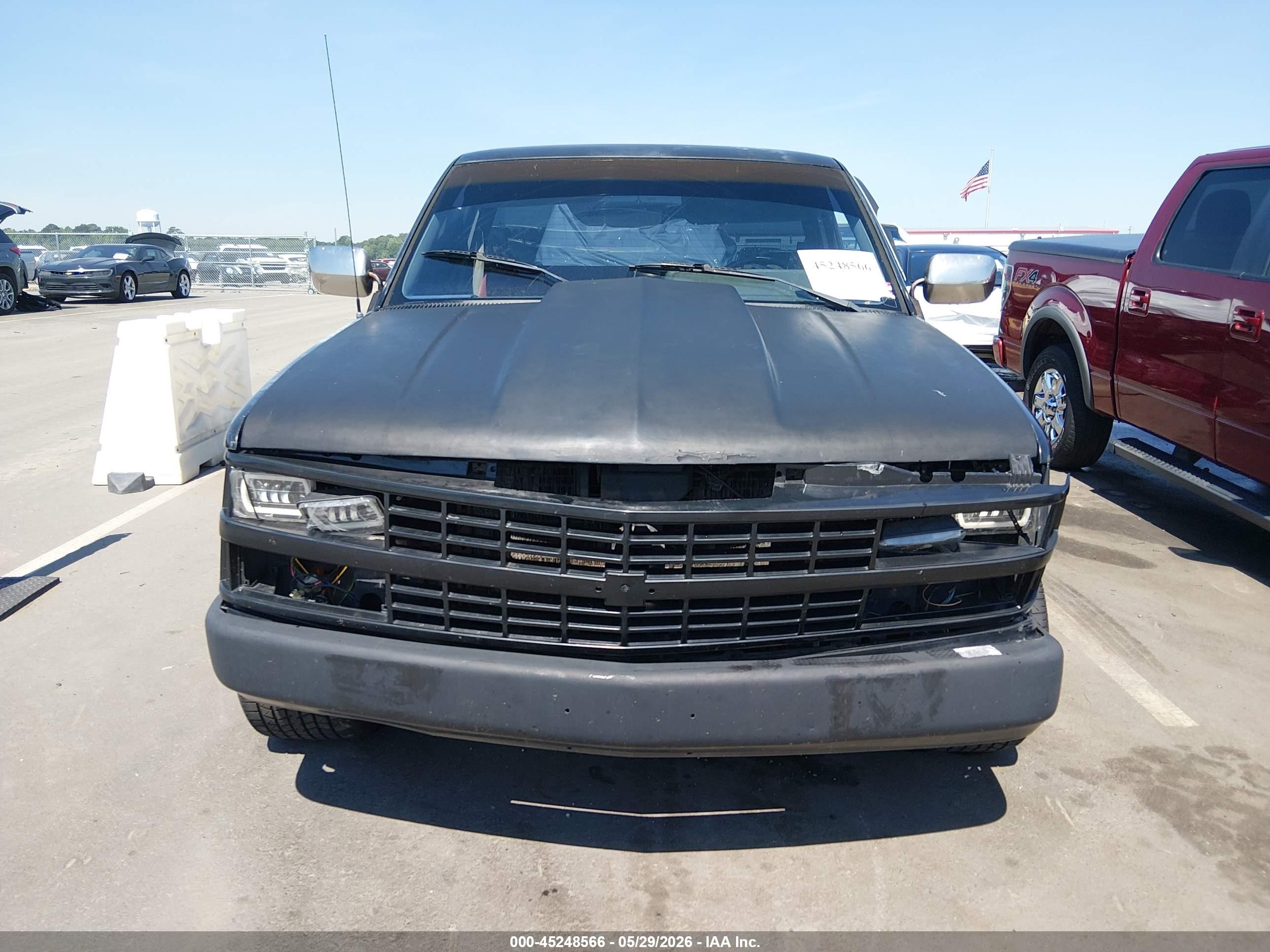 1989 Chevrolet Gmt-400 C1500 Black vin: 1GCDC14H0KZ175412