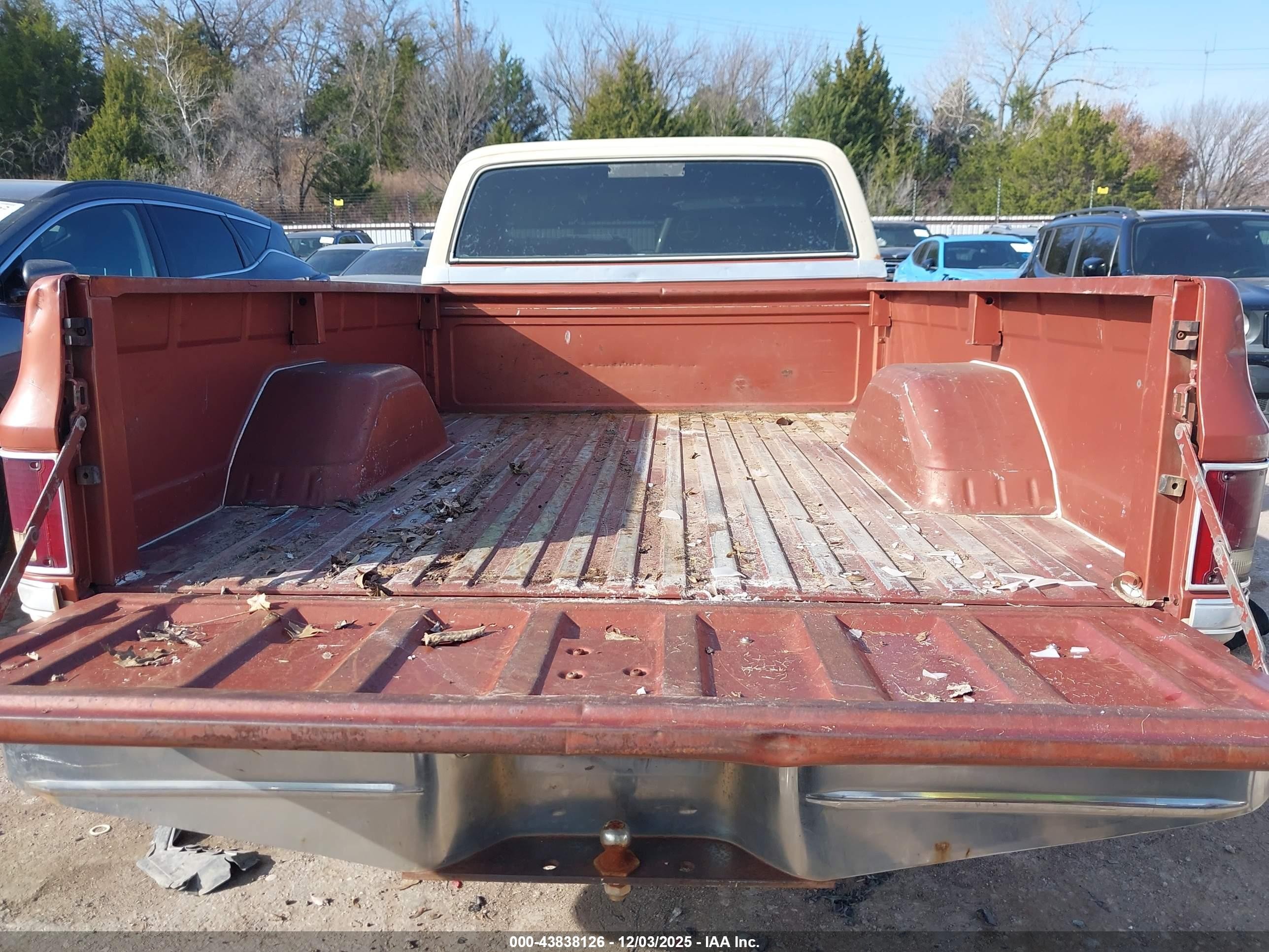 1982 Chevrolet C10   Brown vin: 1GCDC14H1CS169631