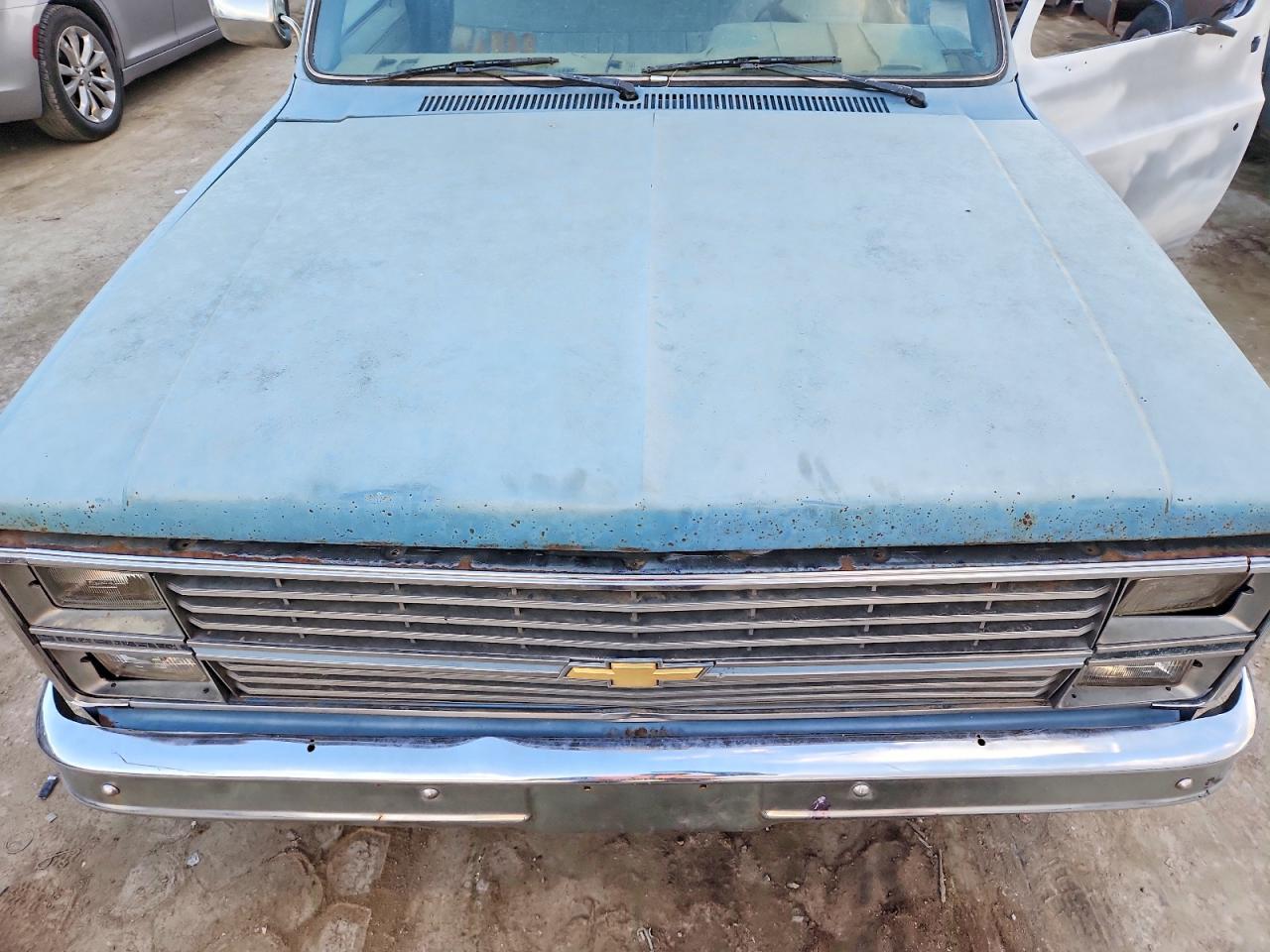 1985 Chevrolet C10 Two Tone vin: 1GCDC14H1FS114326