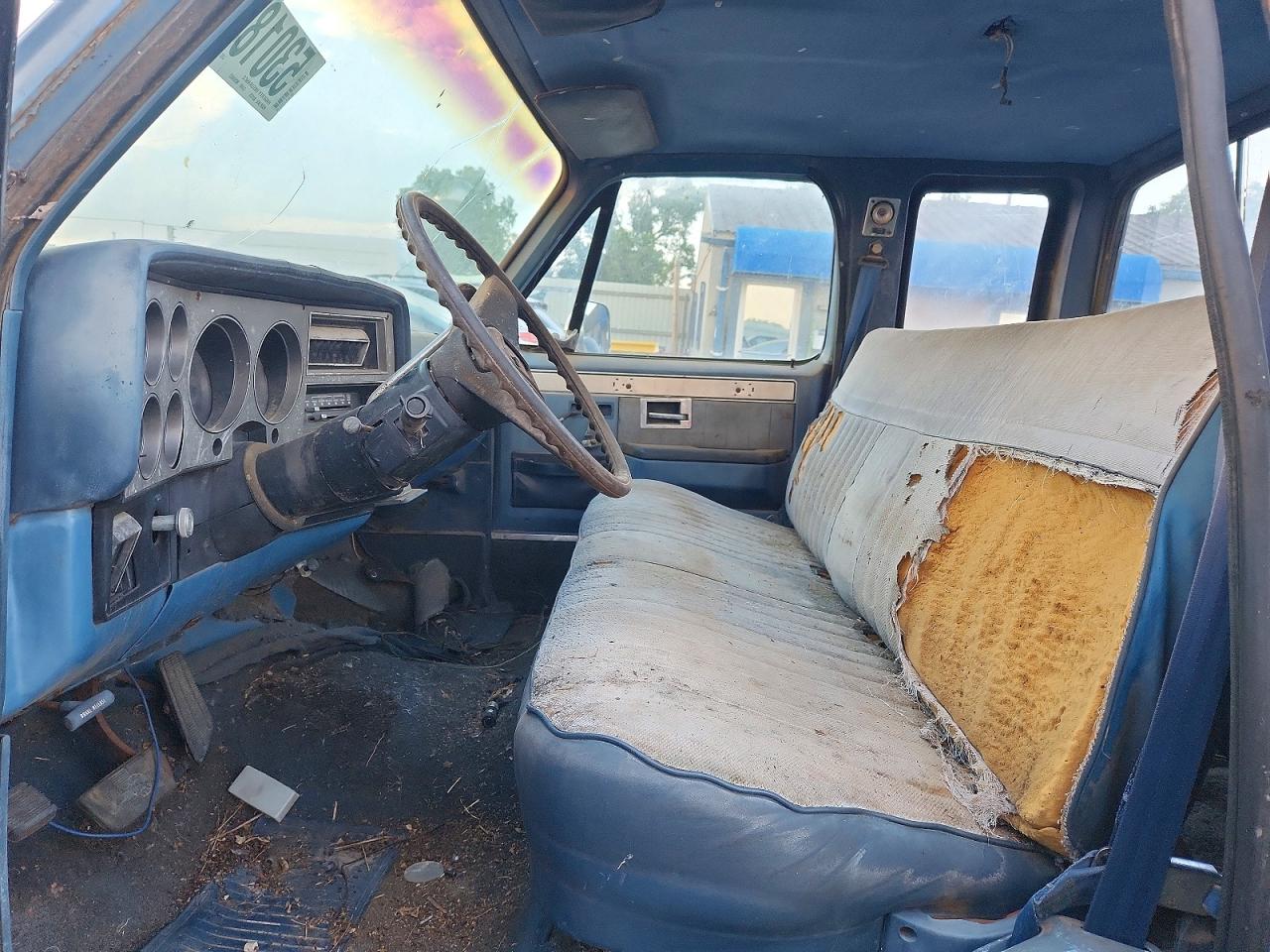 1985 Chevrolet C10 Two Tone vin: 1GCDC14H1FS114326