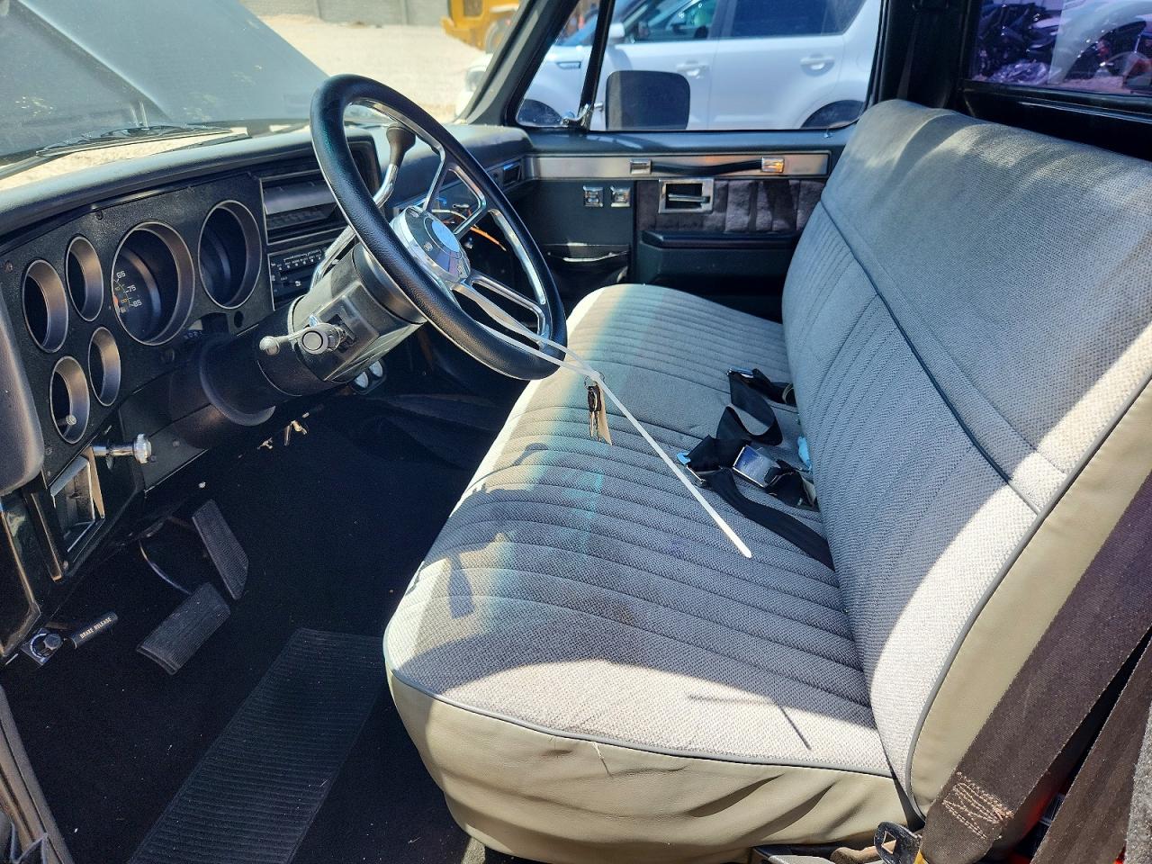 1986 Chevrolet C10 Black vin: 1GCDC14H1GF428679