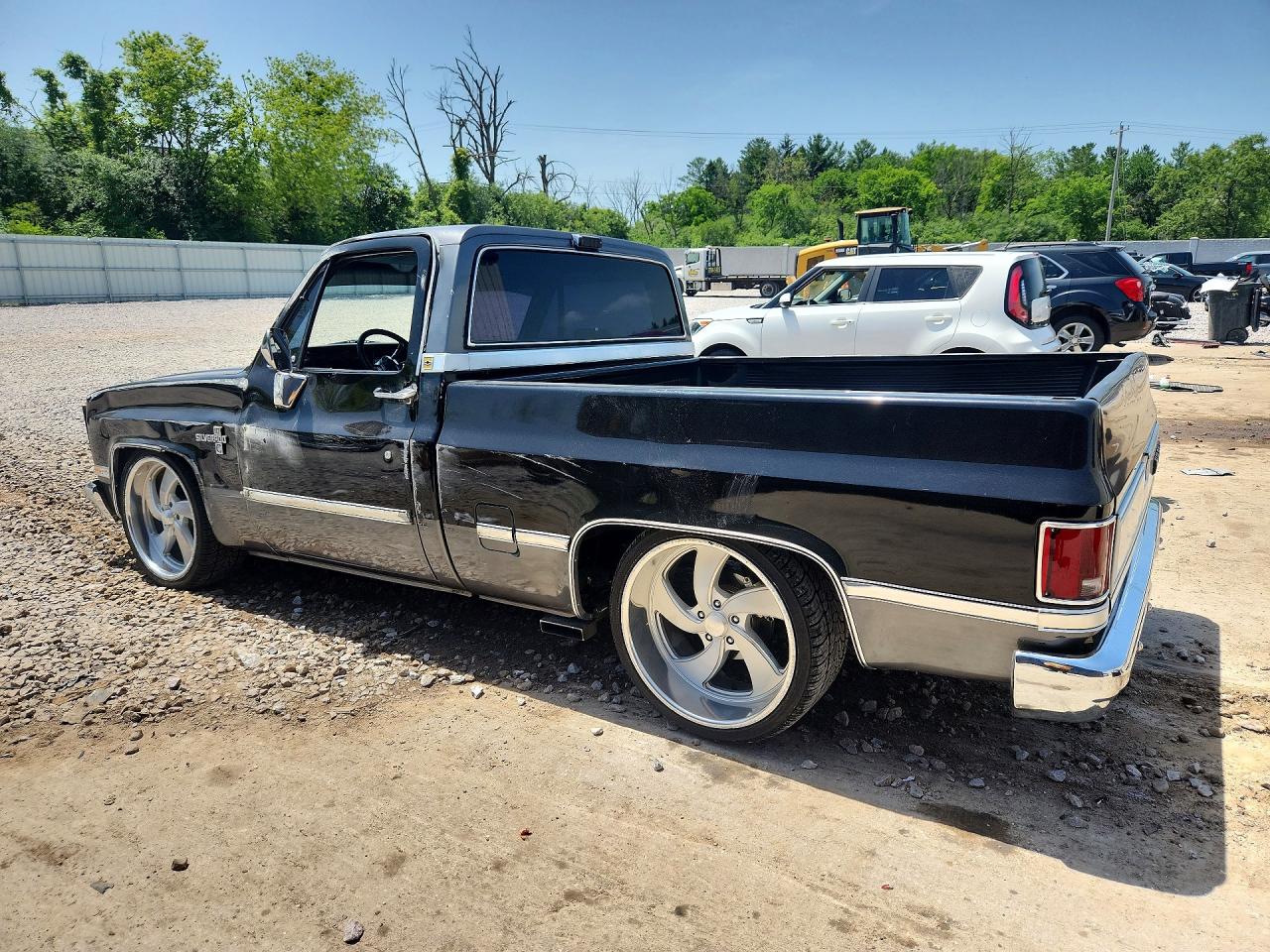 1986 Chevrolet C10 Black vin: 1GCDC14H1GF428679