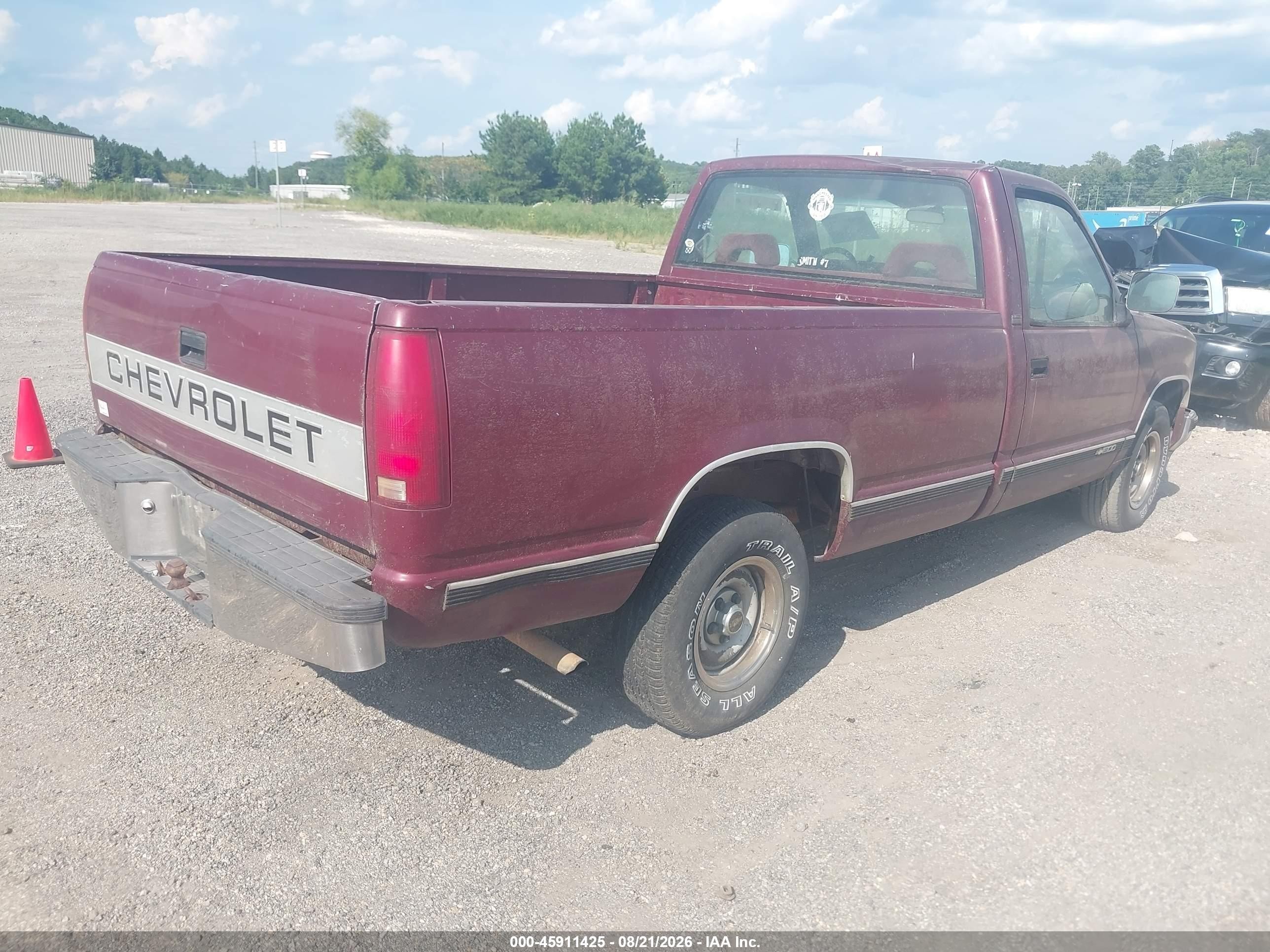 1993 Chevrolet Gmt-400 C1500 Red vin: 1GCDC14H1PZ141423
