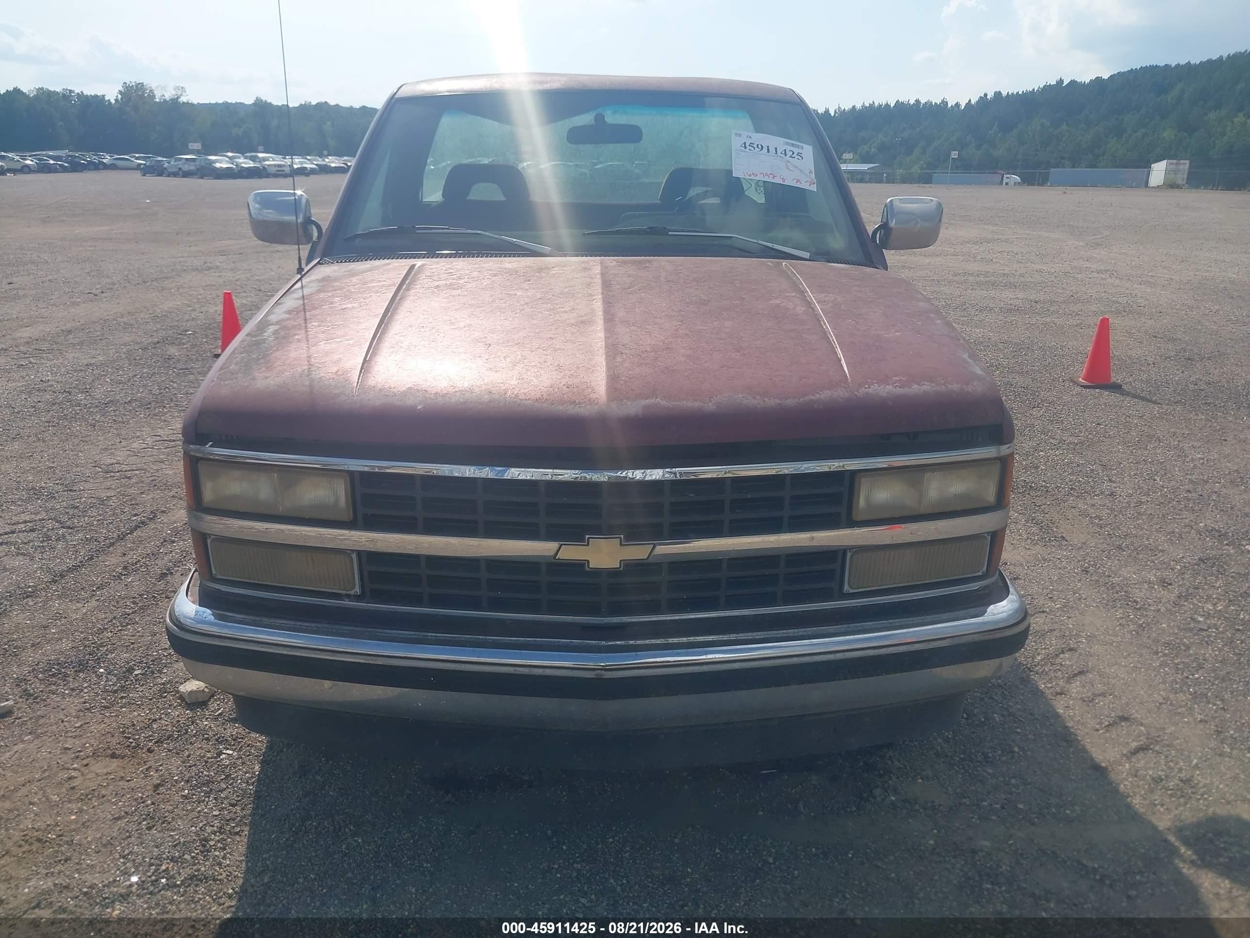 1993 Chevrolet Gmt-400 C1500 Red vin: 1GCDC14H1PZ141423