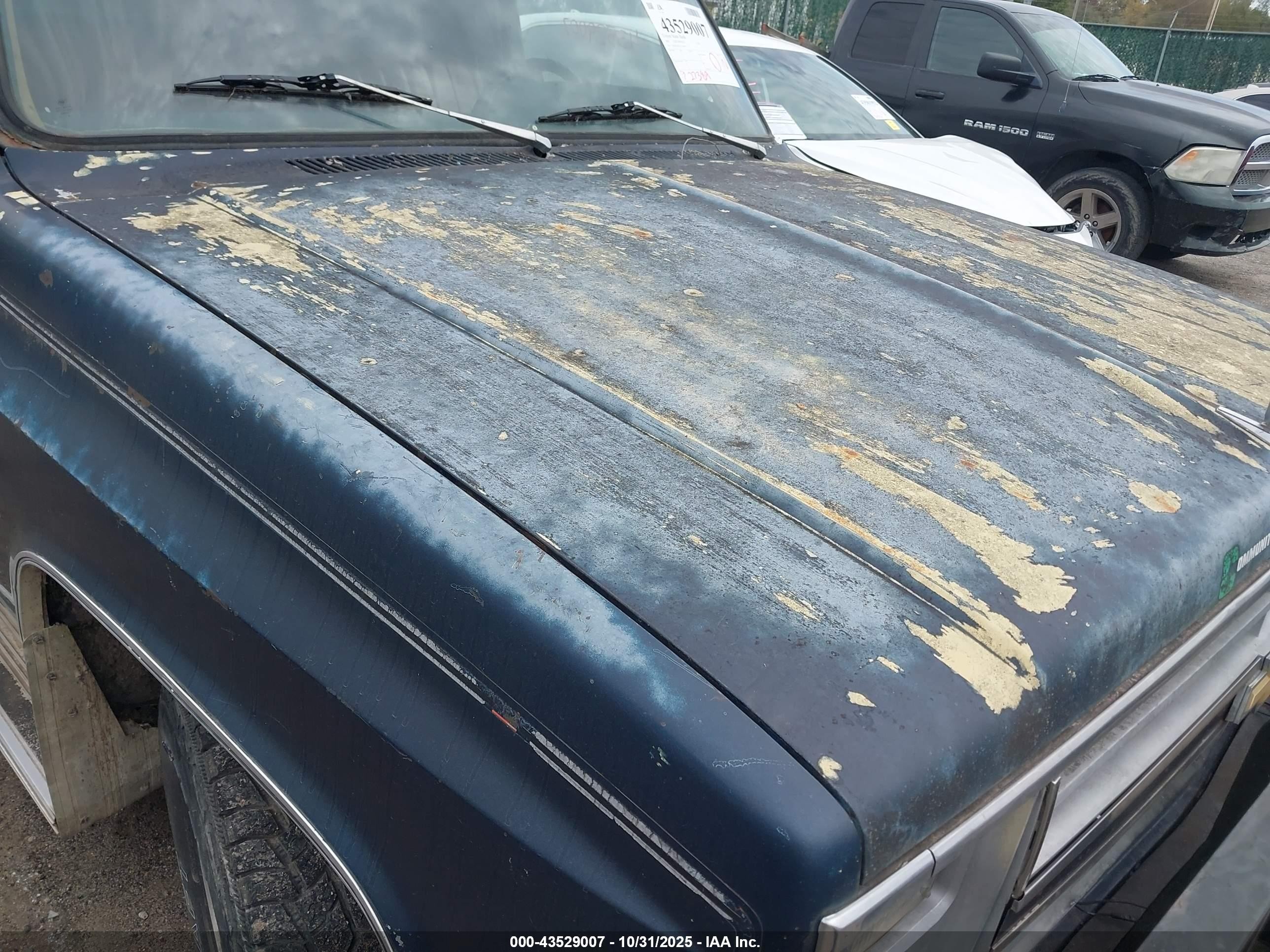 1982 Chevrolet C10   Dark Blue vin: 1GCDC14H2CF336443