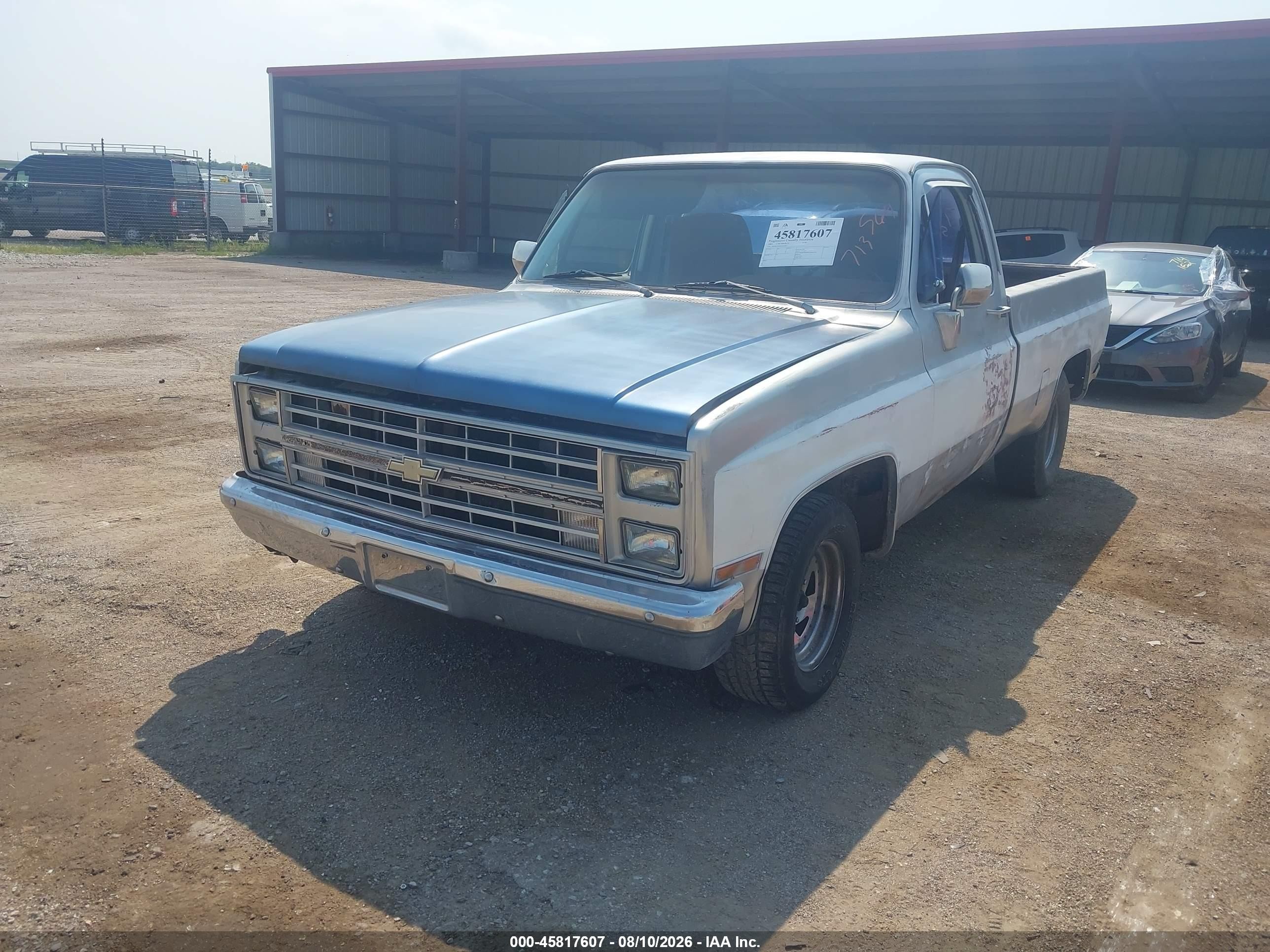 1983 Chevrolet C10   White vin: 1GCDC14H4DJ142205