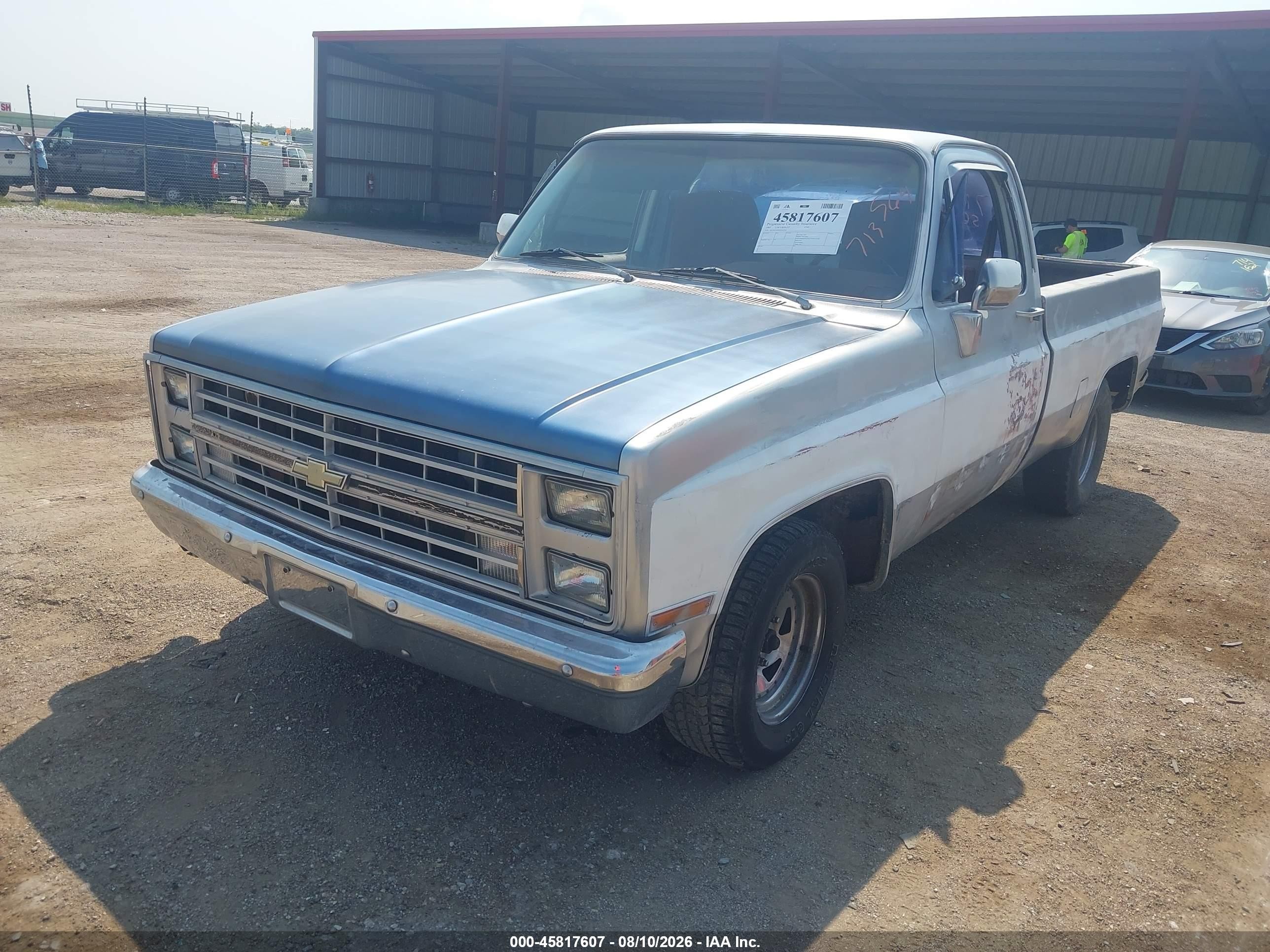 1983 Chevrolet C10   White vin: 1GCDC14H4DJ142205
