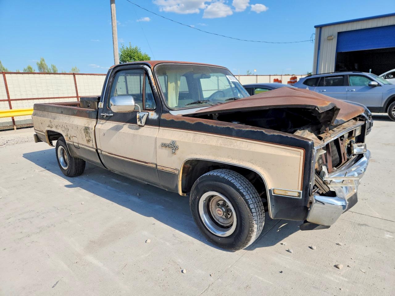 1986 Chevrolet C10 Желто-коричневый vin: 1GCDC14H5GS196238