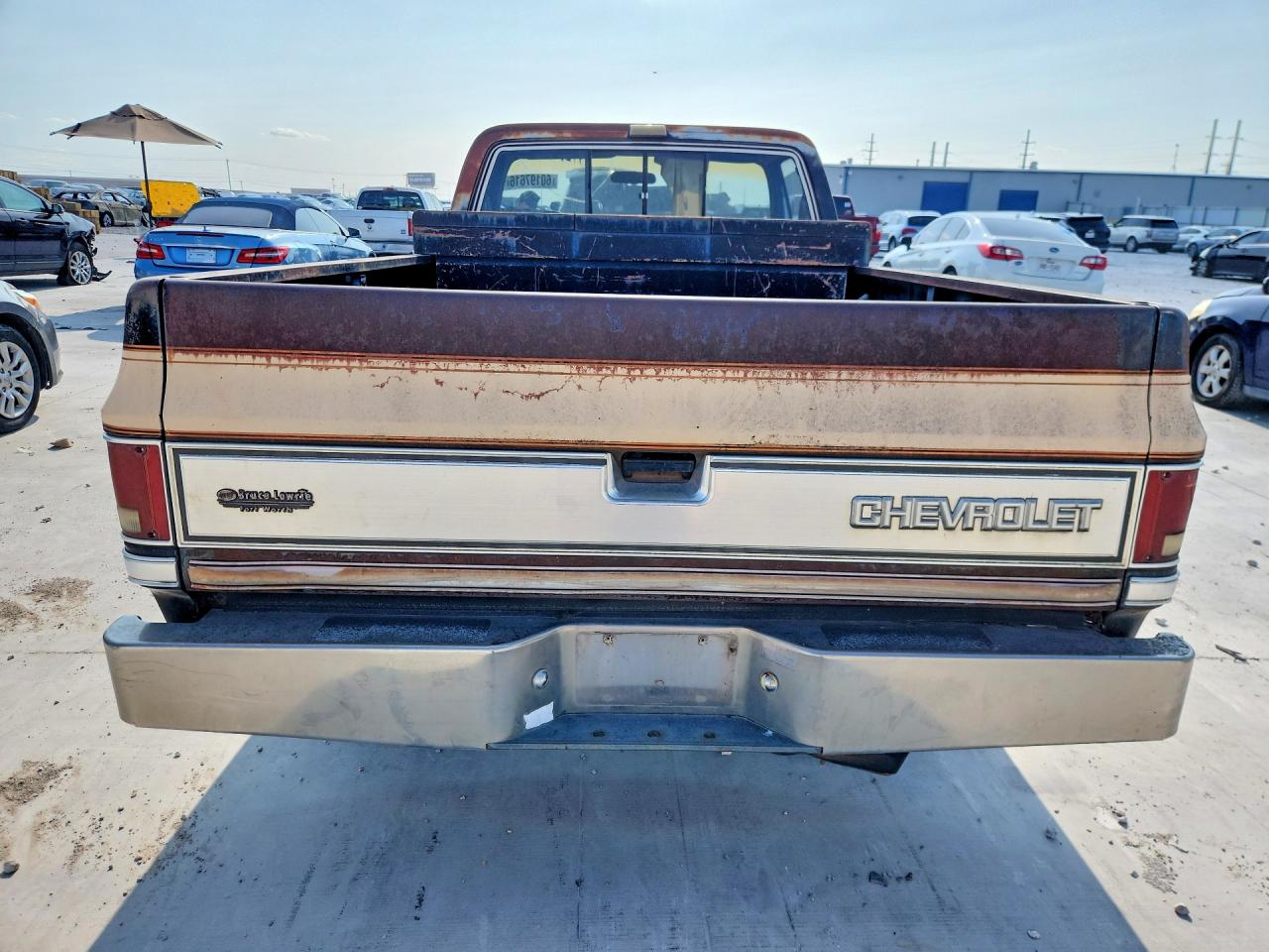 1986 Chevrolet C10 Желто-коричневый vin: 1GCDC14H5GS196238