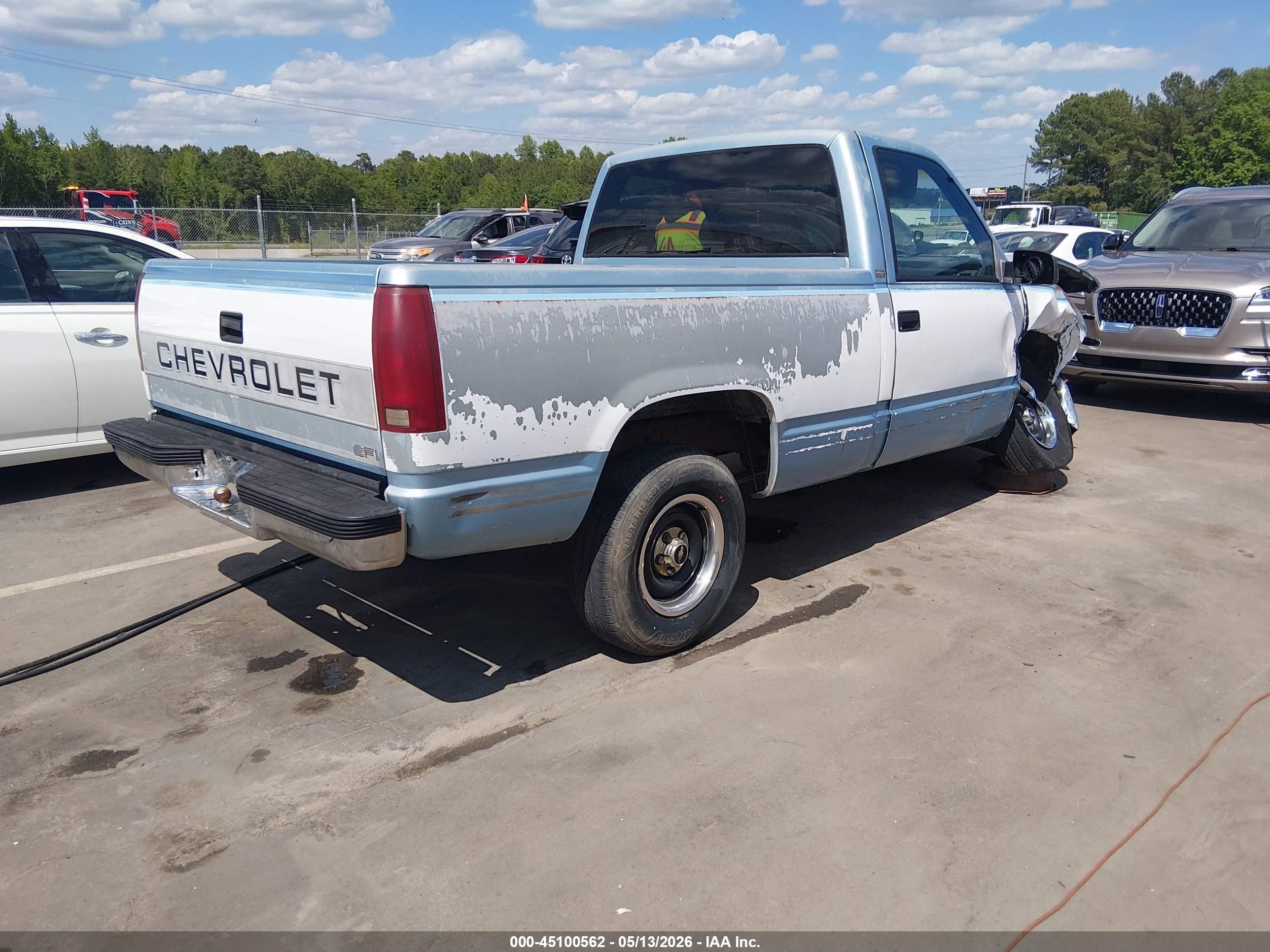 1989 Chevrolet Gmt-400 C1500 Light Blue vin: 1GCDC14H6KZ114050