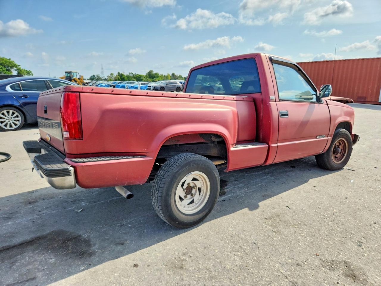 1992 Chevrolet Gmt-400 C1500 Red vin: 1GCDC14H6NZ142998