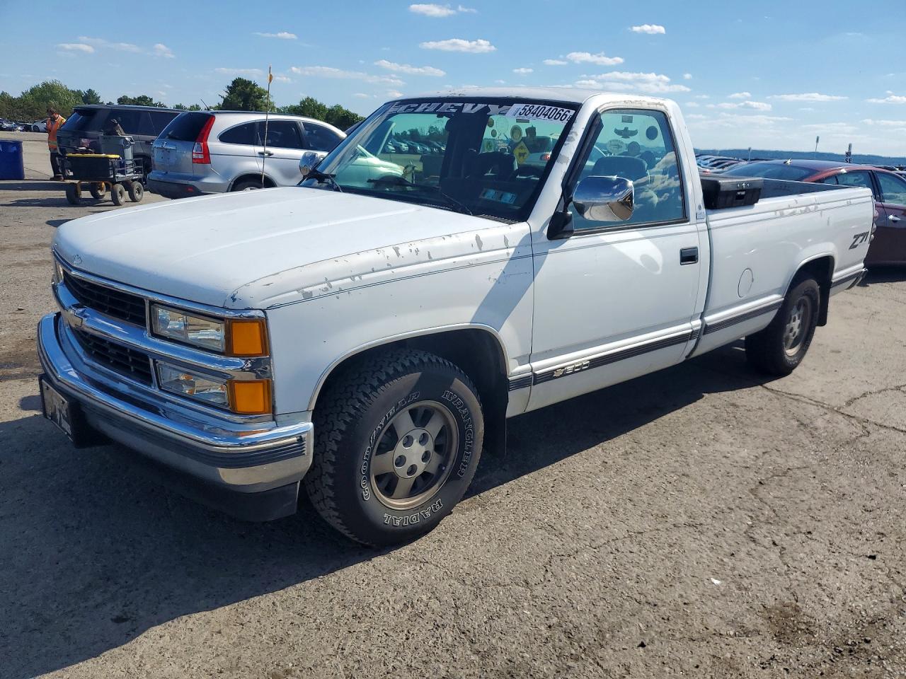 1994 Chevrolet Gmt-400 C1500 White vin: 1GCDC14H6RE124272