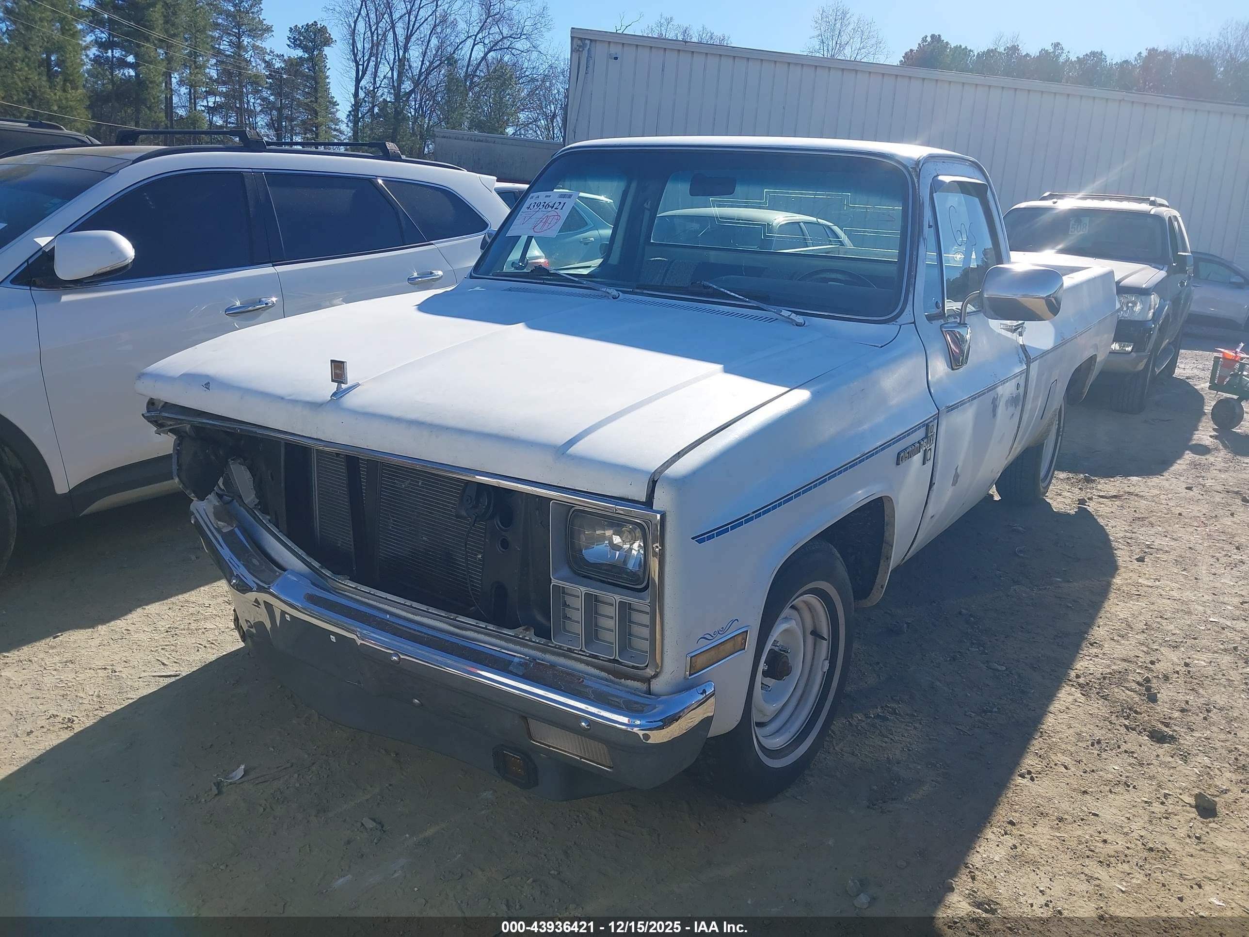 1982 Chevrolet C10   White vin: 1GCDC14H7CJ162608