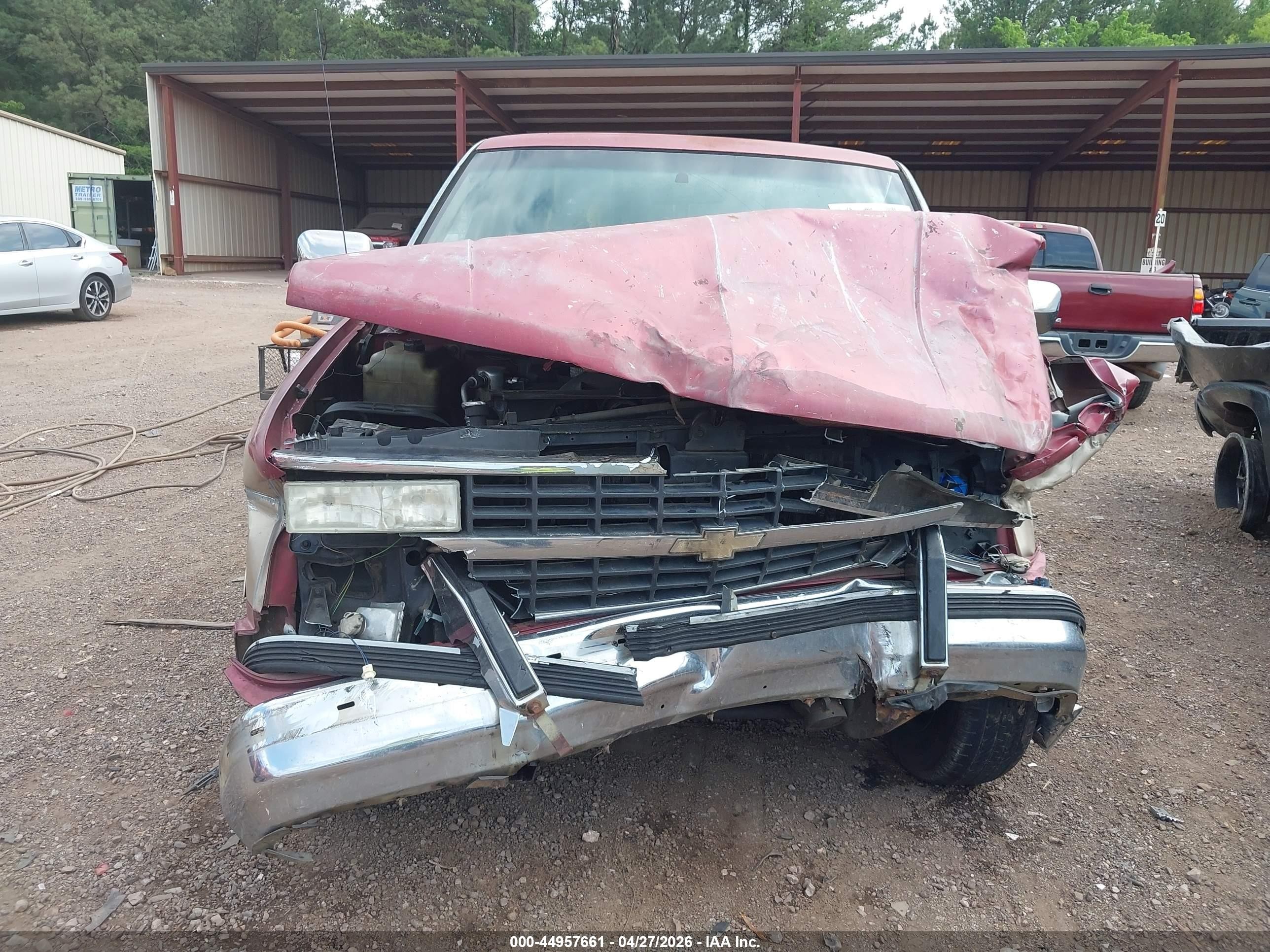 1991 Chevrolet Gmt-400 C1500 Красный vin: 1GCDC14HXME212864