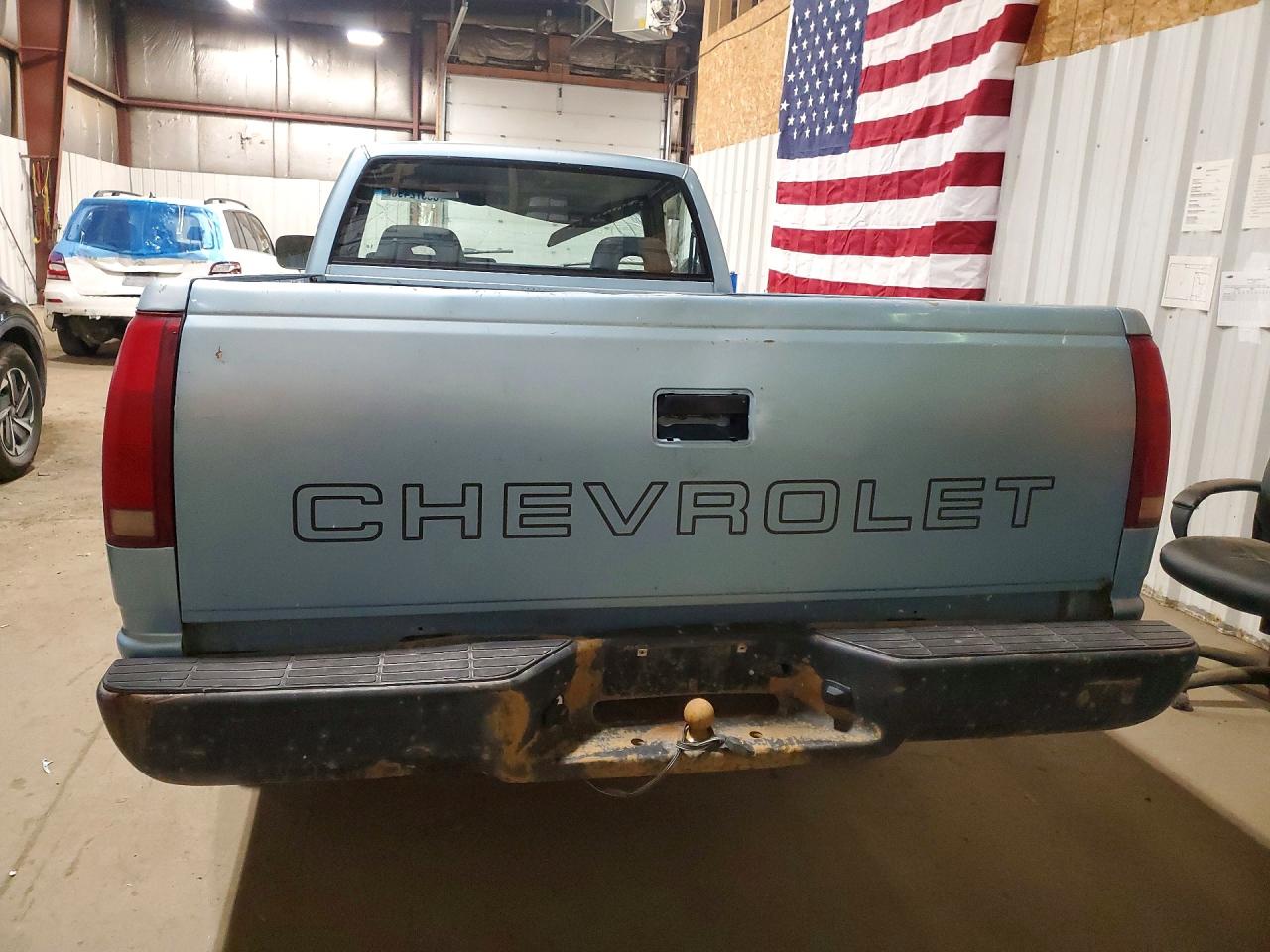 1992 Chevrolet Gmt-400 C1500 Blue vin: 1GCDC14HXNE222702