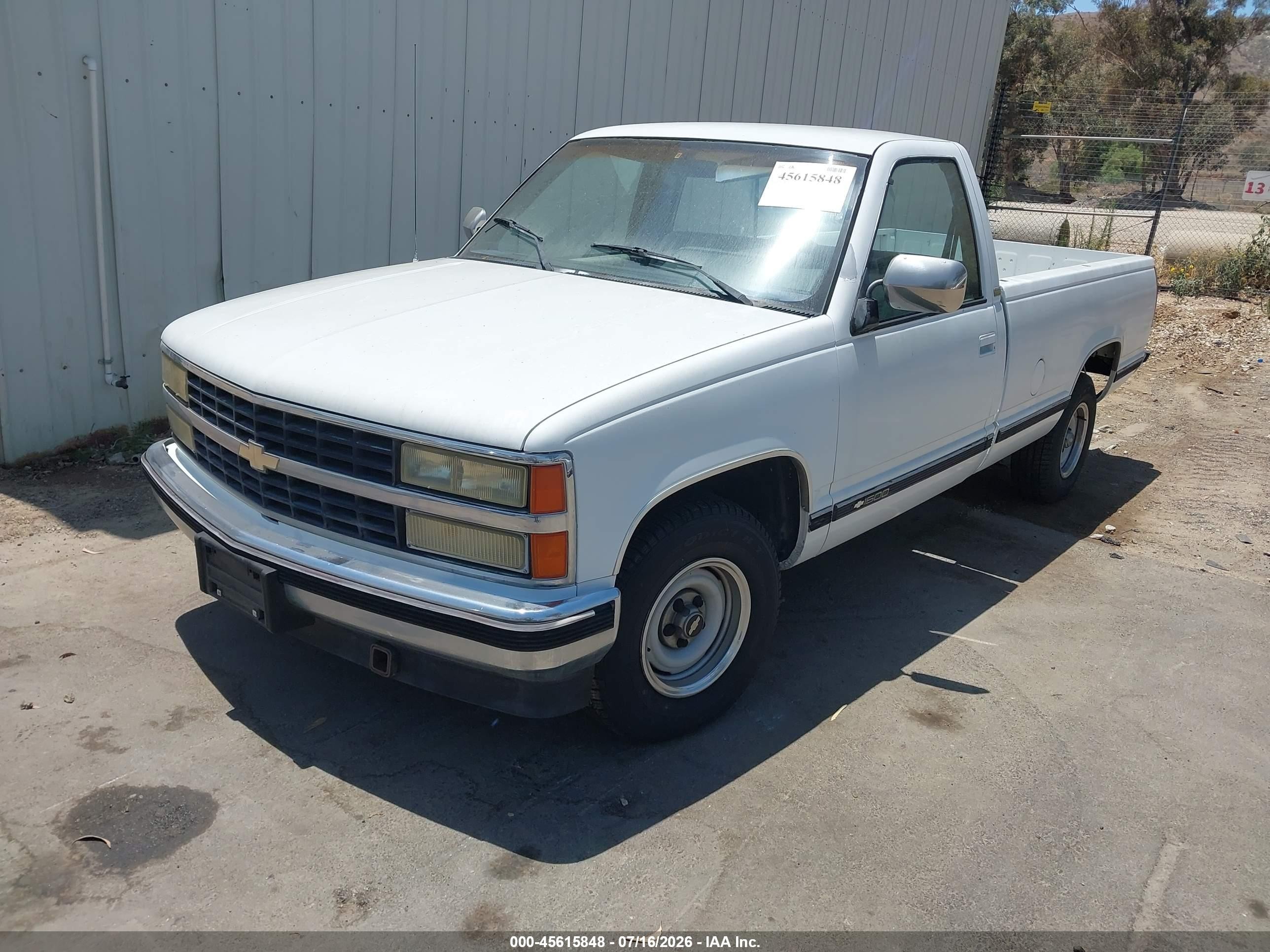 1990 Chevrolet Gmt-400 C1500 Белый vin: 1GCDC14K0LE253711