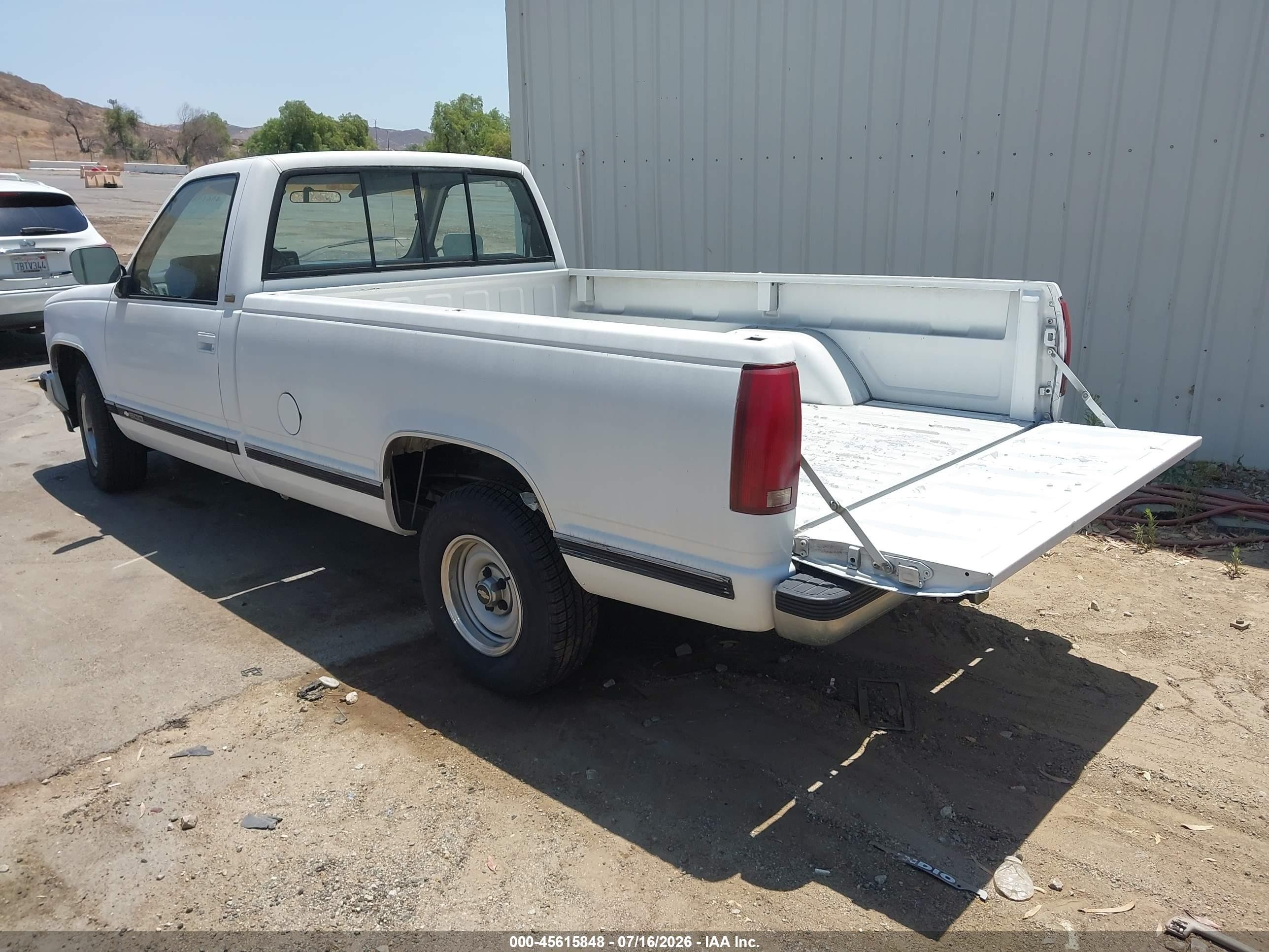 1990 Chevrolet Gmt-400 C1500 Белый vin: 1GCDC14K0LE253711