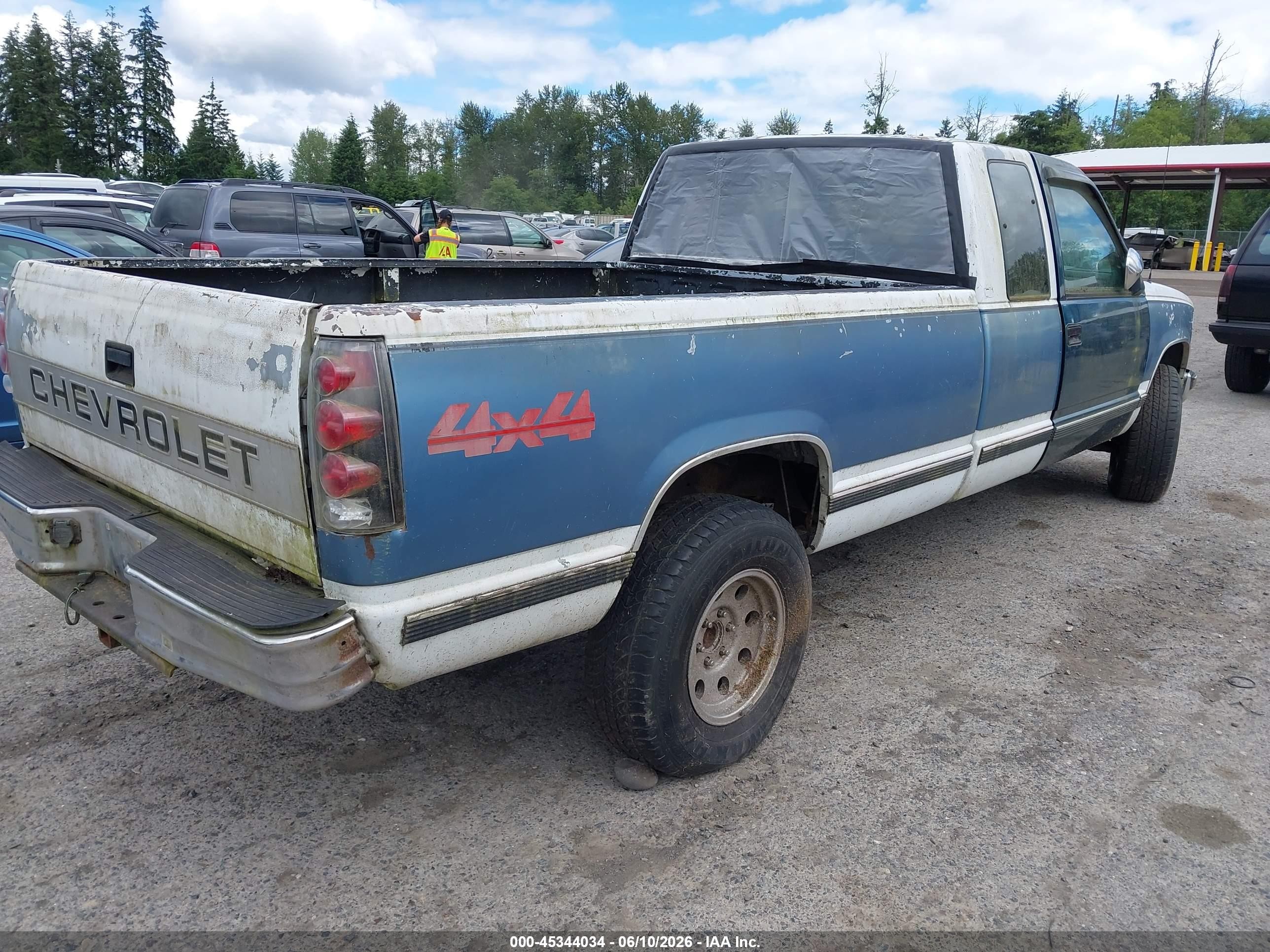 1991 Chevrolet Gmt-400 C1500 Синий vin: 1GCDC14K2ME184330