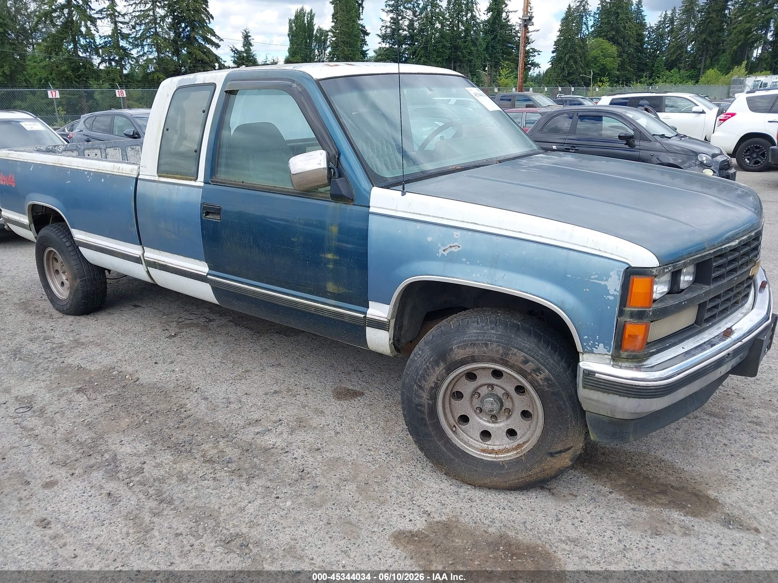 1991 Chevrolet Gmt-400 C1500 Синий vin: 1GCDC14K2ME184330
