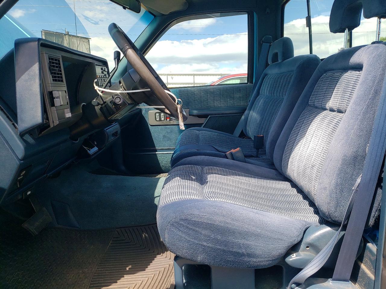 1994 Chevrolet Gmt-400 C1500 Blue vin: 1GCDC14K2RZ206102