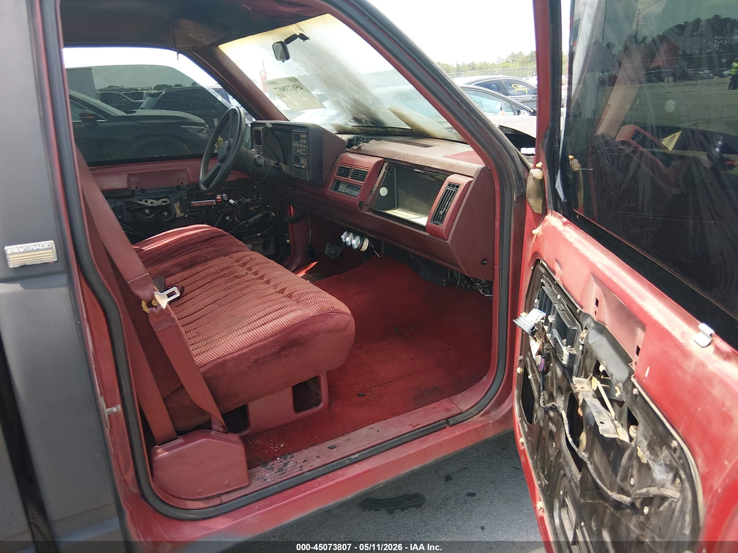 1990 Chevrolet Gmt-400 C1500 Черный vin: 1GCDC14K3LE189292
