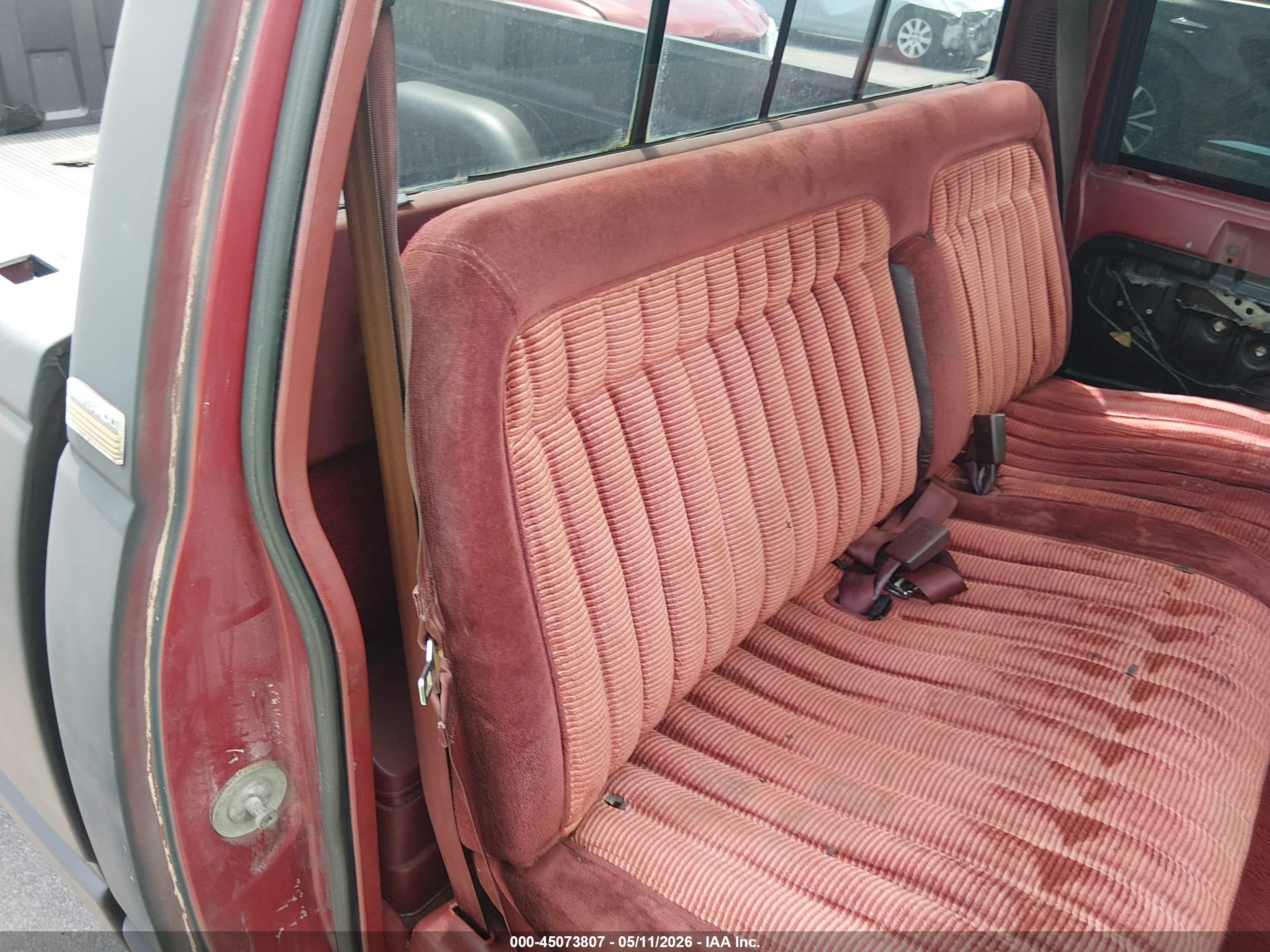 1990 Chevrolet Gmt-400 C1500 Черный vin: 1GCDC14K3LE189292