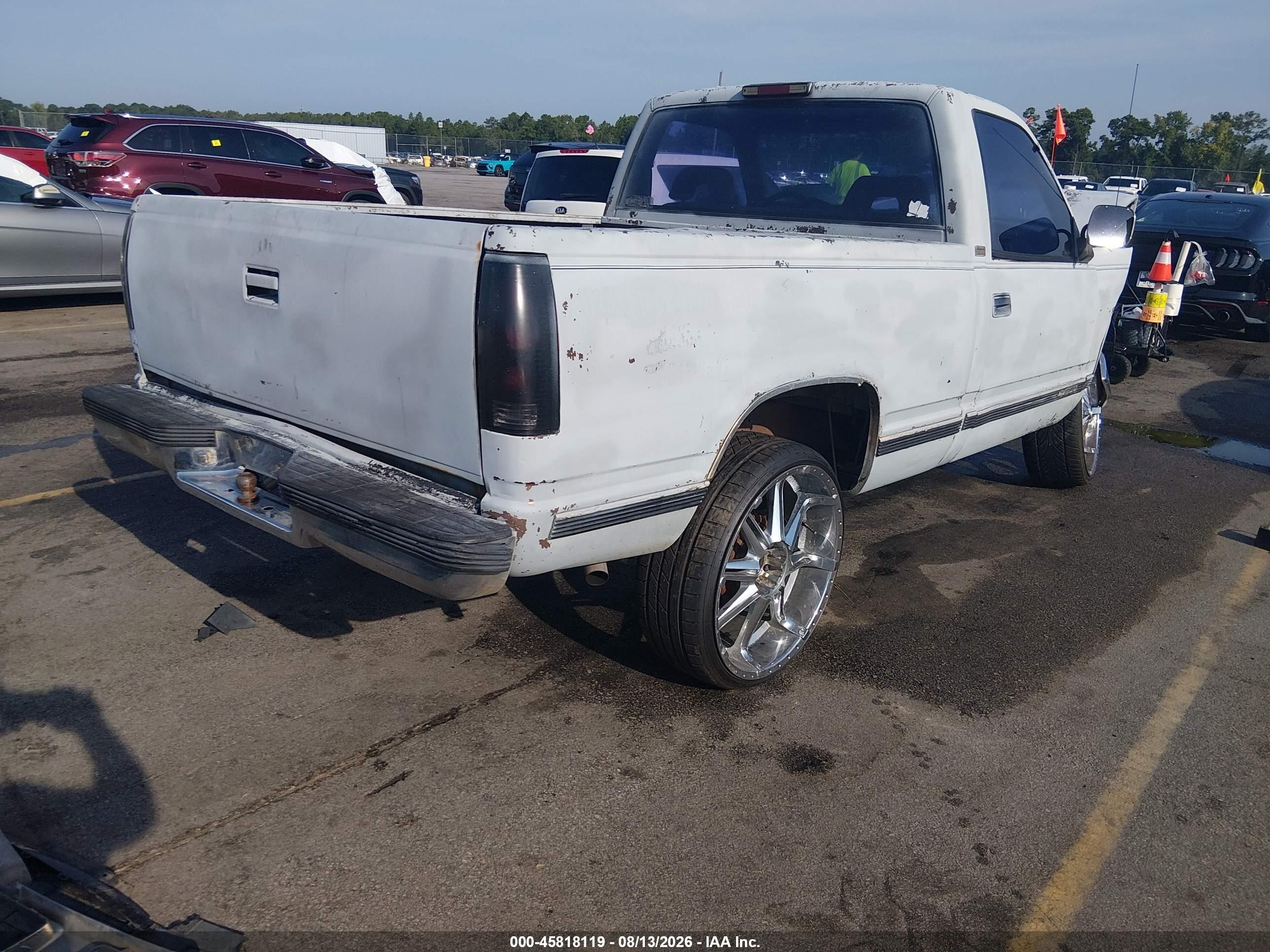 1994 Chevrolet Gmt-400 C1500 White vin: 1GCDC14K3RZ164569