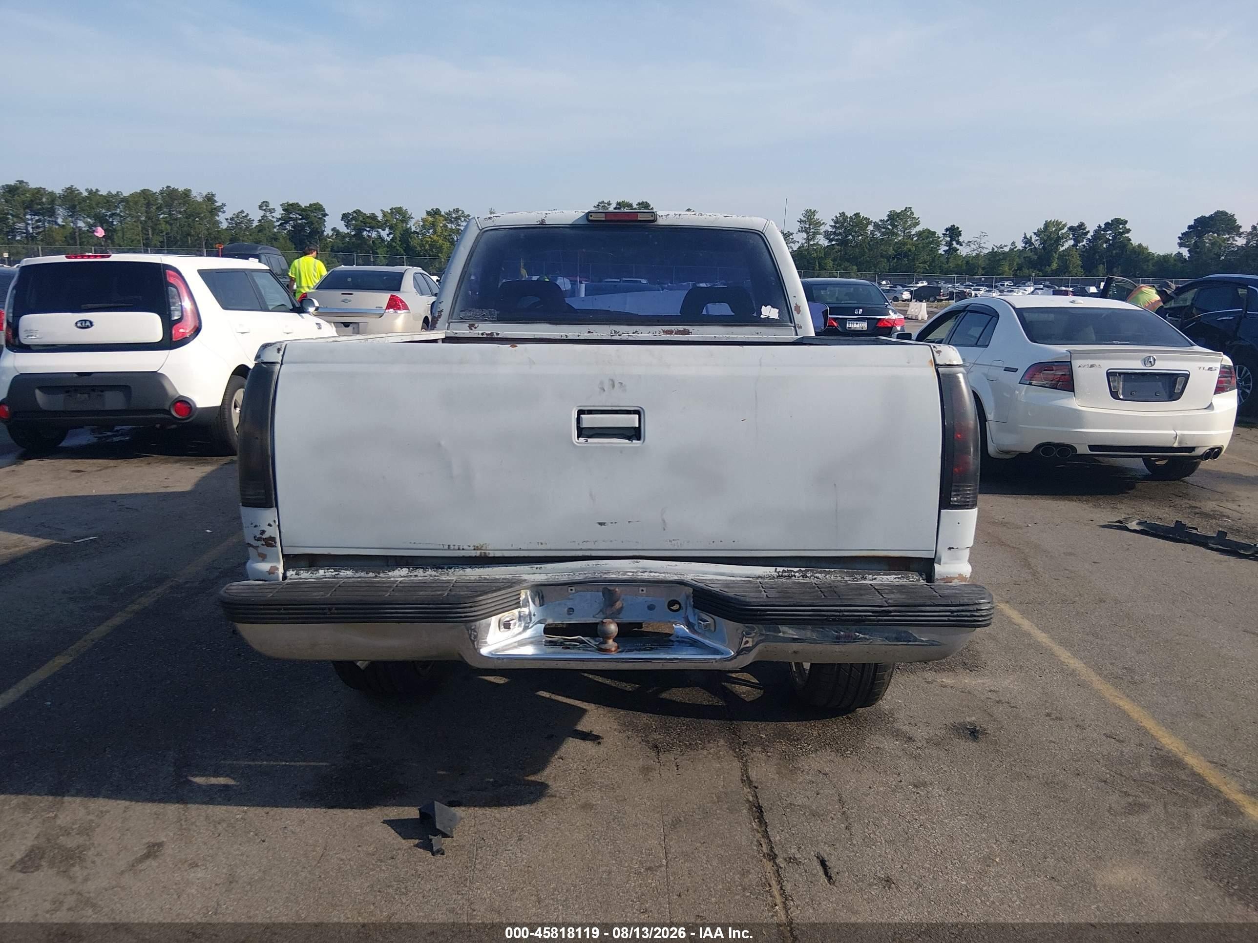 1994 Chevrolet Gmt-400 C1500 White vin: 1GCDC14K3RZ164569