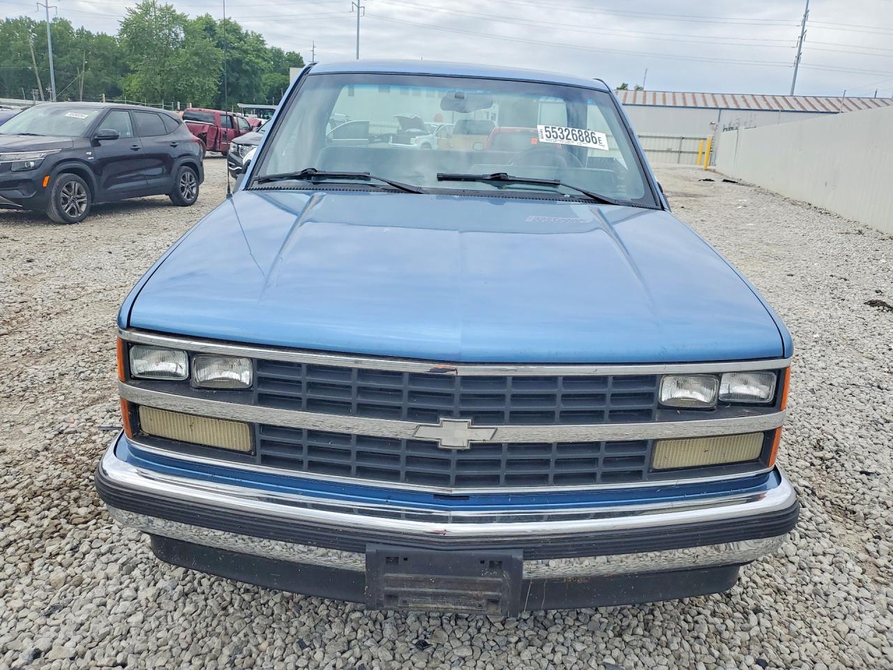 1988 Chevrolet Gmt-400 C1500 Two Tone vin: 1GCDC14K4JZ260277