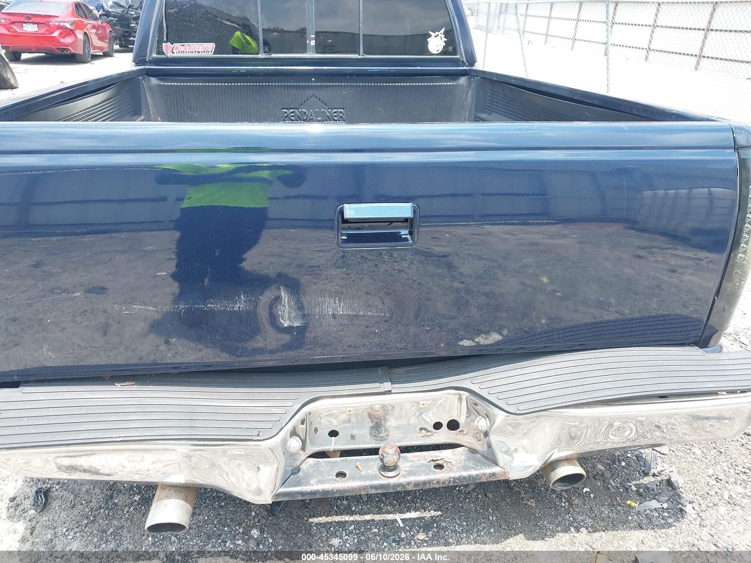 1989 Chevrolet Gmt-400 C1500 Blue vin: 1GCDC14K5KZ160481