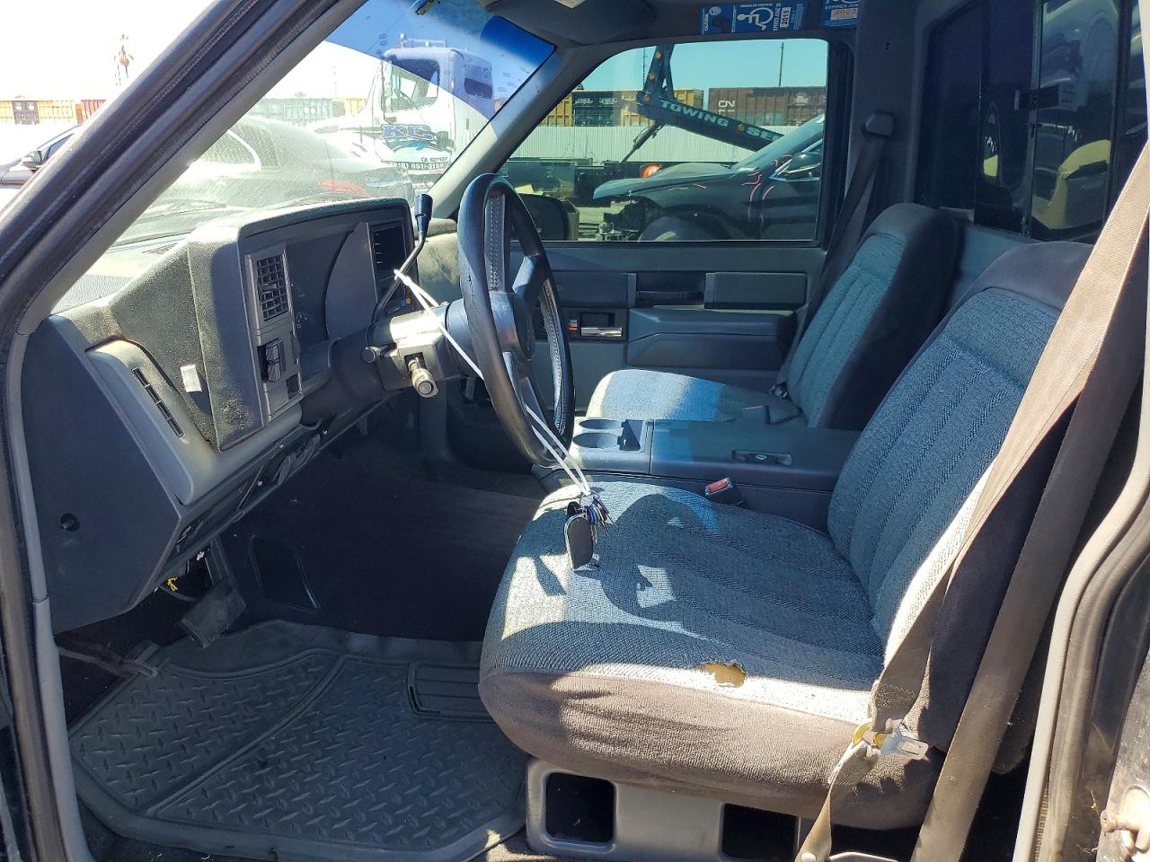 1989 Chevrolet Gmt-400 C1500 Blue vin: 1GCDC14K5KZ167589