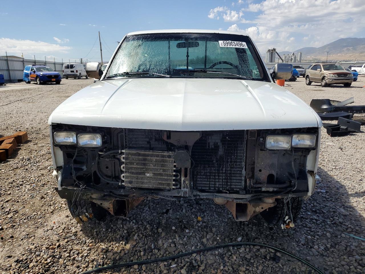 1988 Chevrolet Gmt-400 C1500 Белый vin: 1GCDC14K6JE130847
