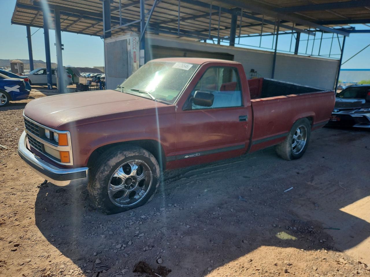 1989 Chevrolet Gmt-400 C1500 Red vin: 1GCDC14K6KE255204