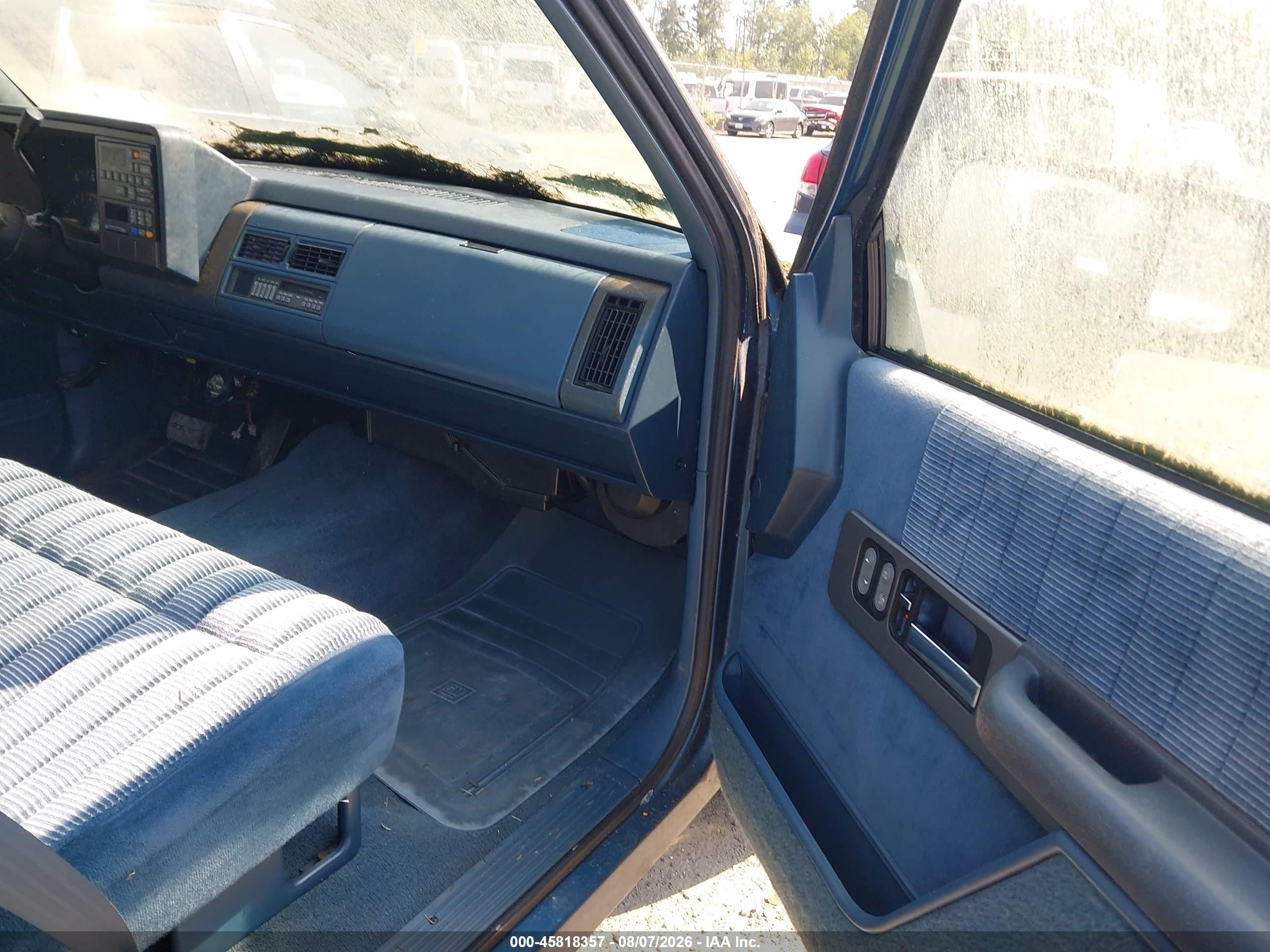 1991 Chevrolet Gmt-400 C1500 Синий vin: 1GCDC14K6MZ168964