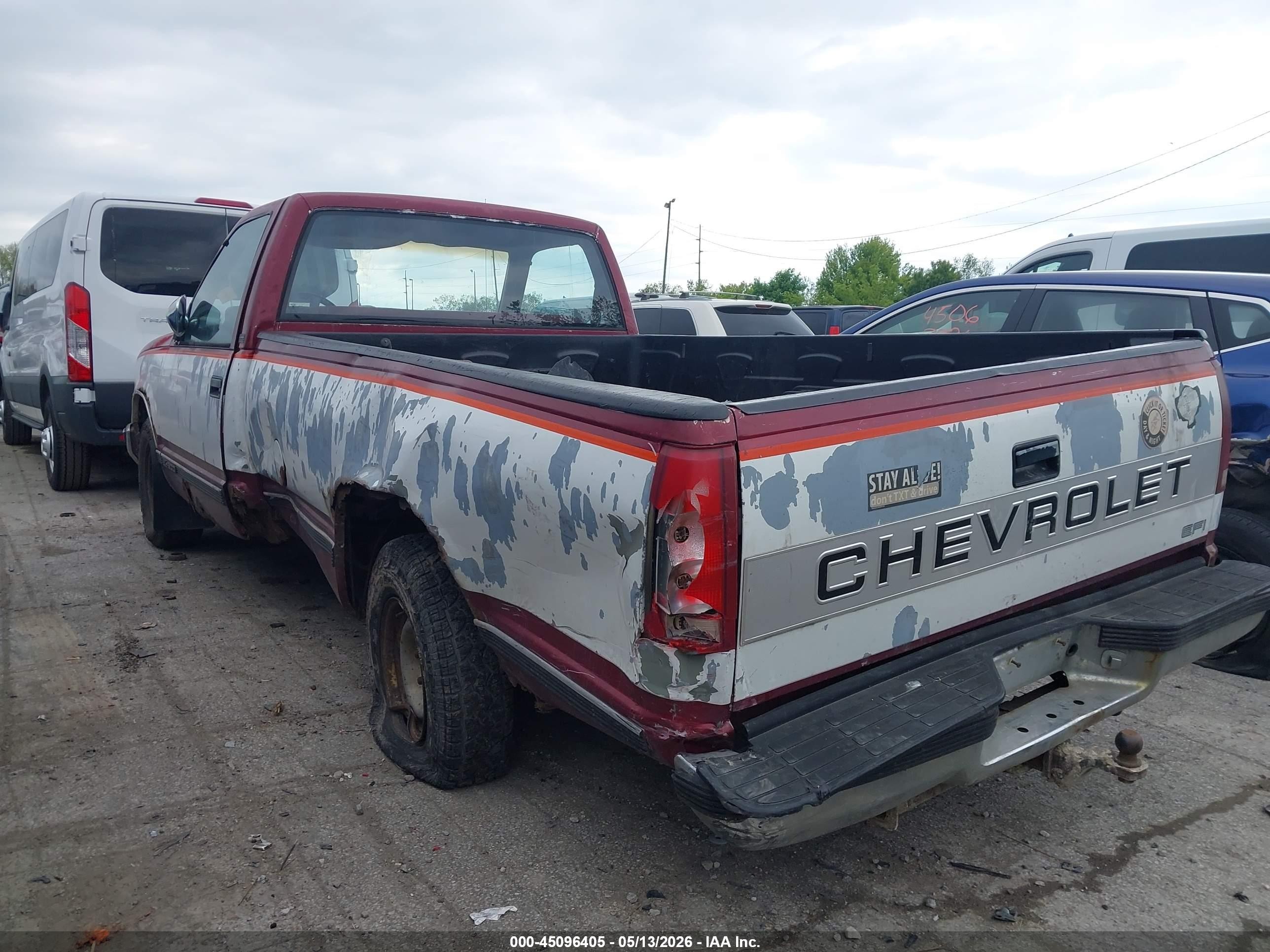 1989 Chevrolet Gmt-400 C1500 Maroon vin: 1GCDC14K7KE119468