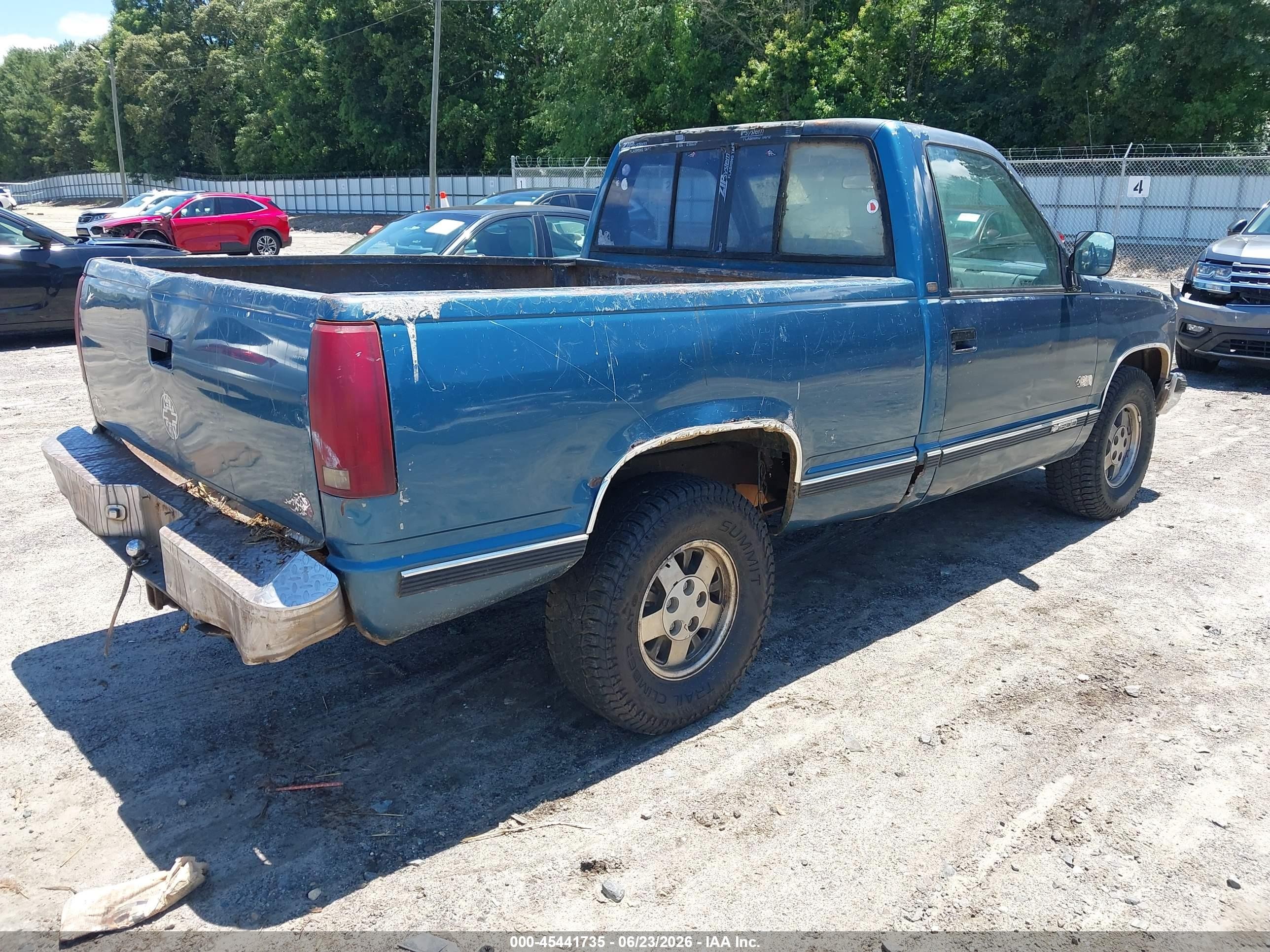 1990 Chevrolet Gmt-400 C1500 Blue vin: 1GCDC14K7LZ239961