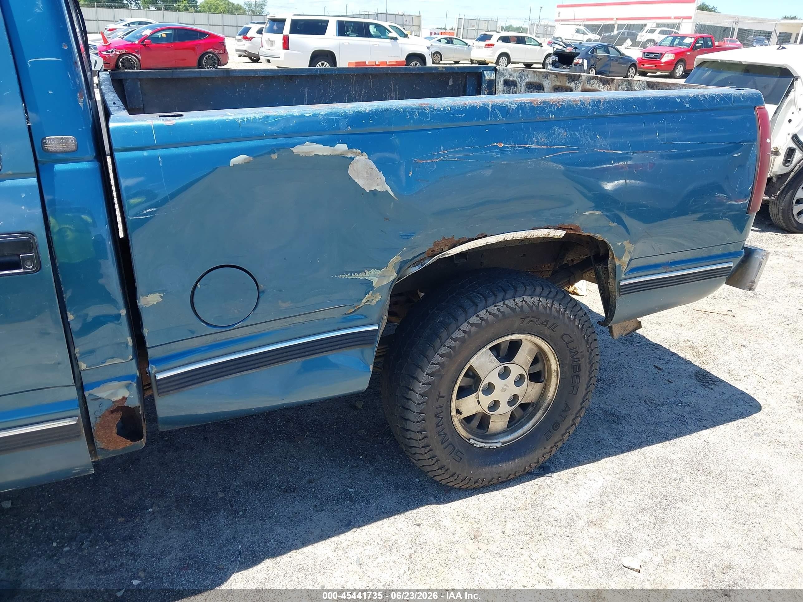 1990 Chevrolet Gmt-400 C1500 Blue vin: 1GCDC14K7LZ239961