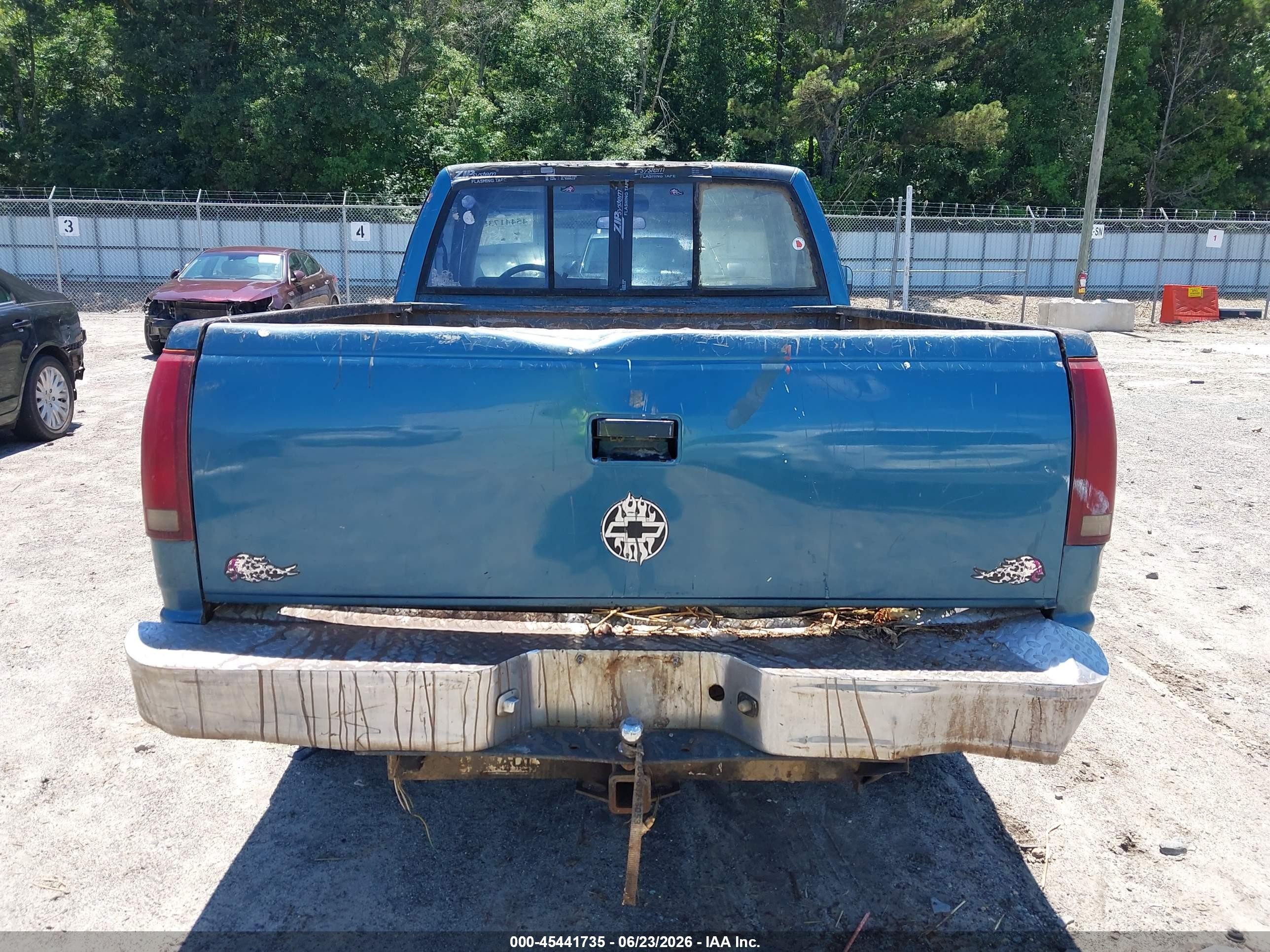 1990 Chevrolet Gmt-400 C1500 Blue vin: 1GCDC14K7LZ239961