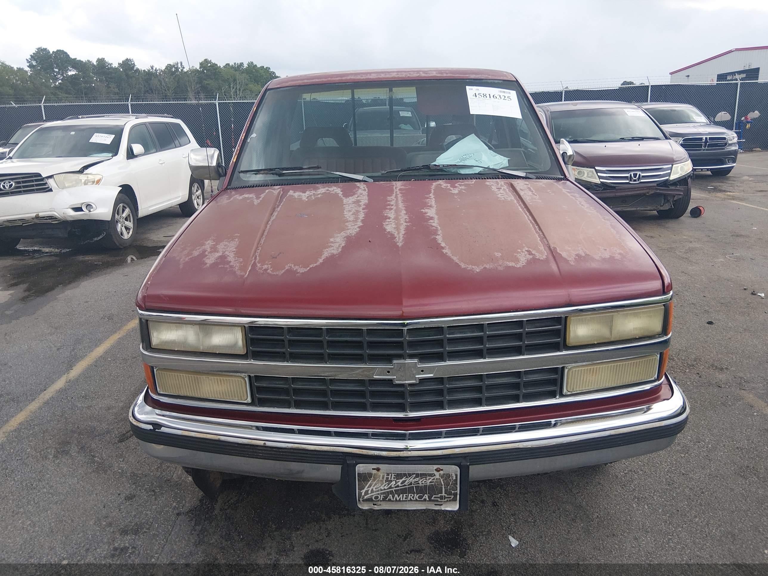 1992 Chevrolet Gmt-400 C1500 Red vin: 1GCDC14K7NZ122948