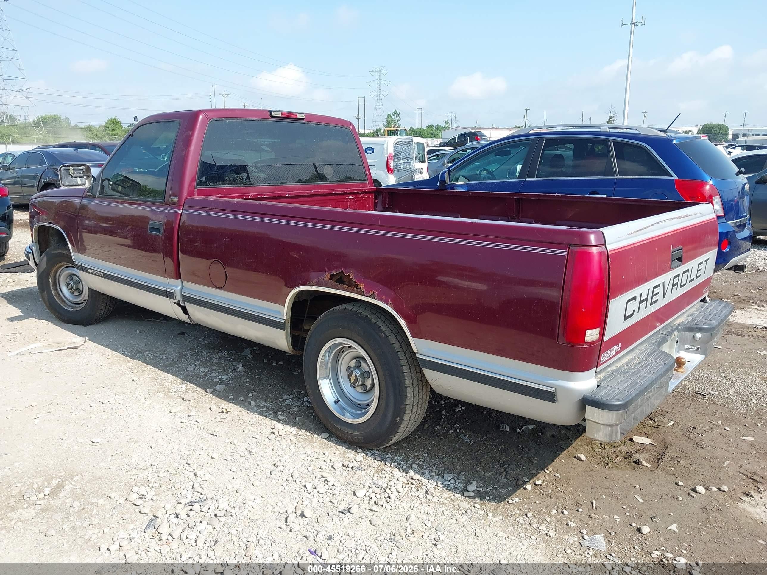 1994 Chevrolet Gmt-400 C1500 Red vin: 1GCDC14K7RZ258938