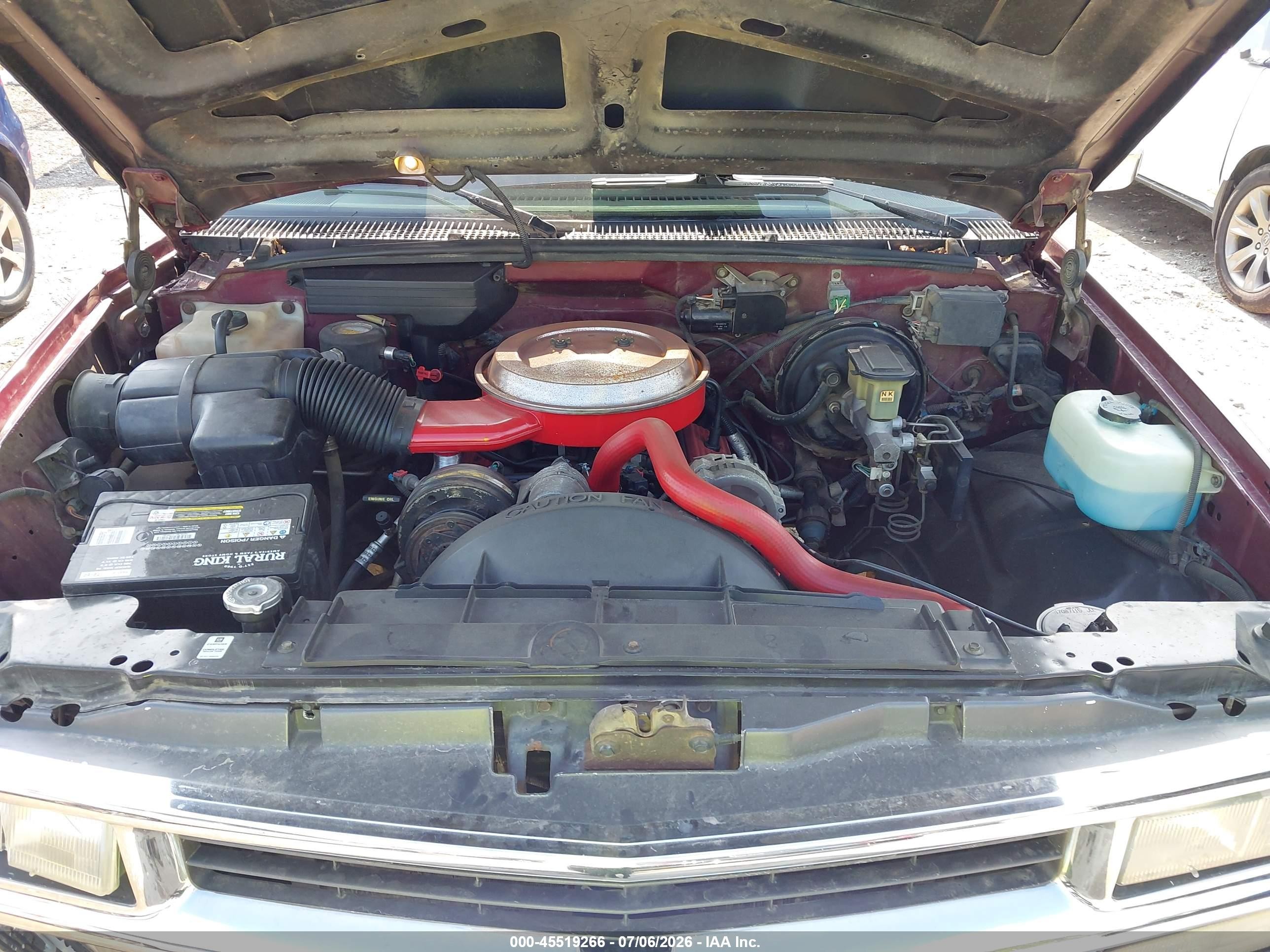 1994 Chevrolet Gmt-400 C1500 Red vin: 1GCDC14K7RZ258938