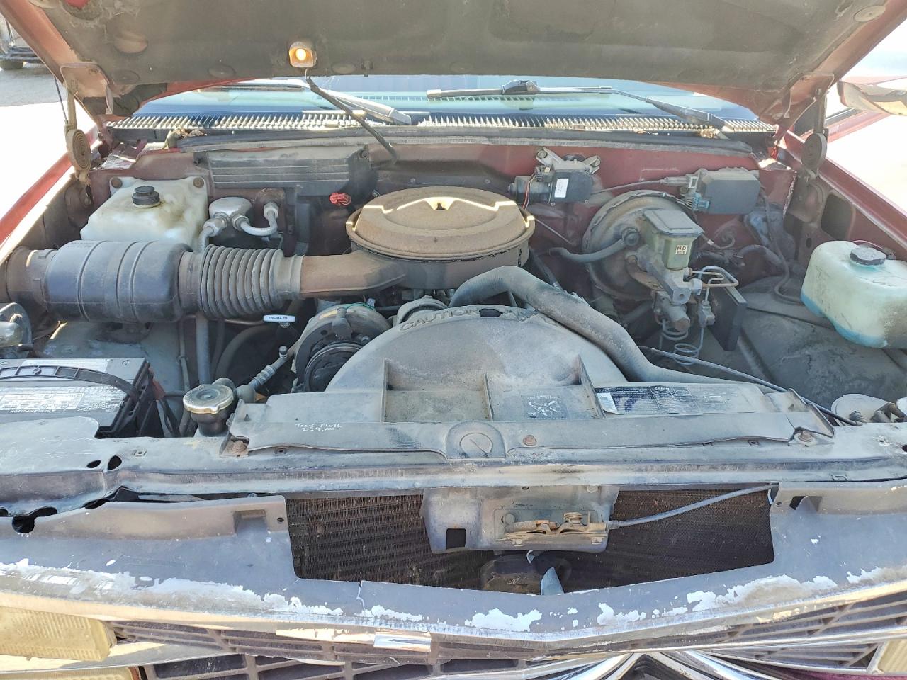 1990 Chevrolet Gmt-400 C1500 Red vin: 1GCDC14K8LE256372