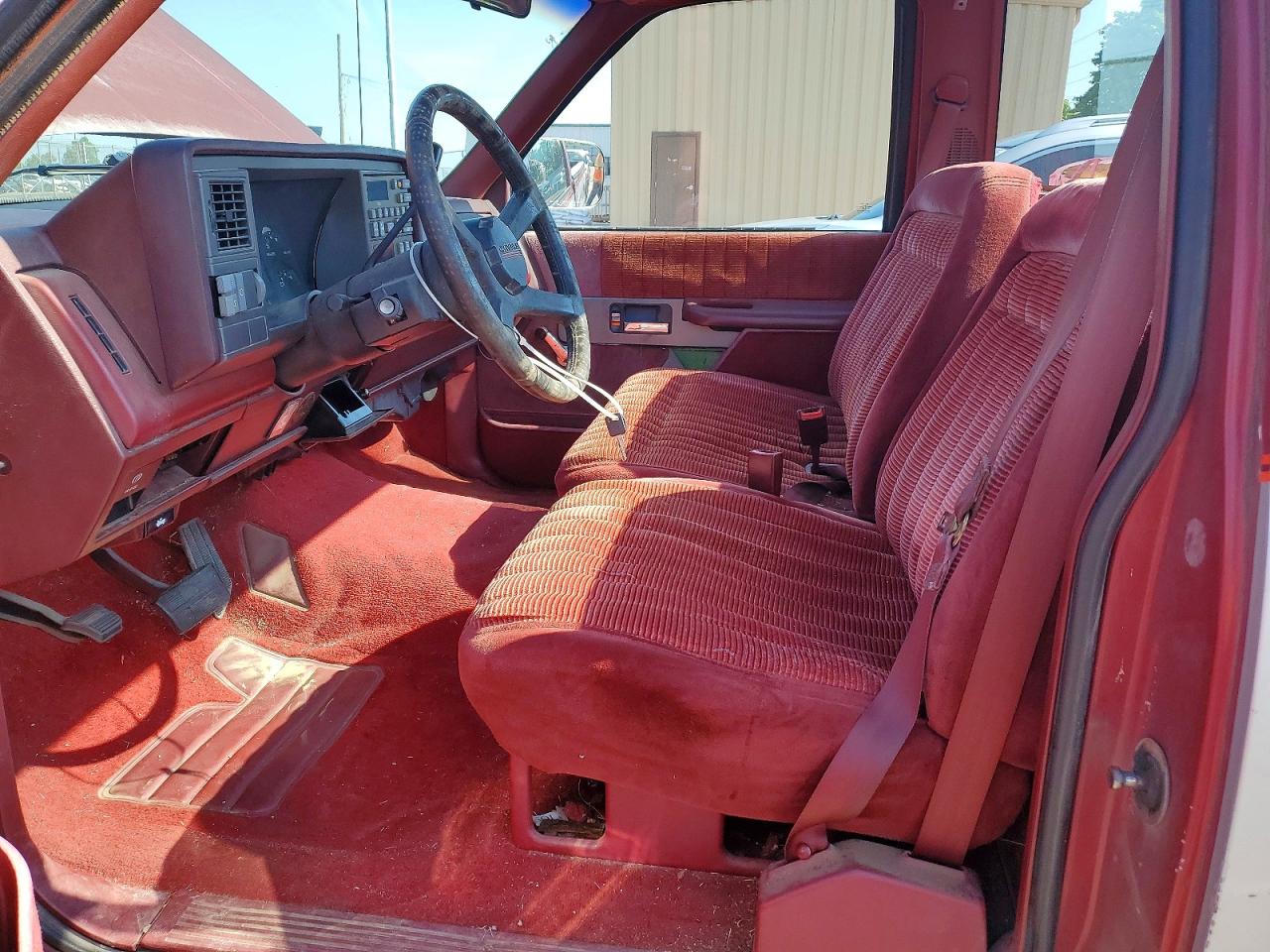 1990 Chevrolet Gmt-400 C1500 Red vin: 1GCDC14K8LE256372